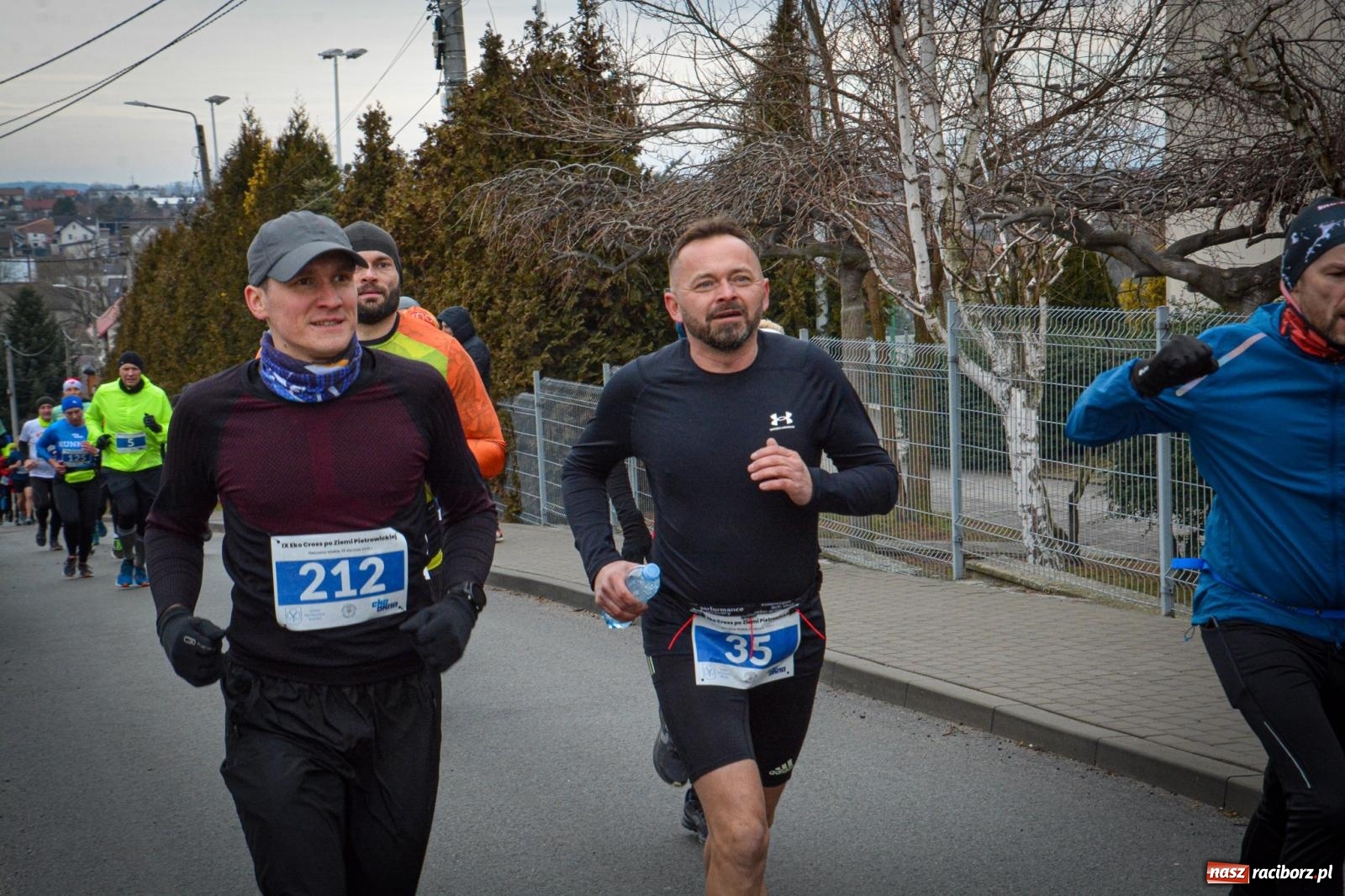 Zdjęcie w galerii na portalu naszraciborz.pl: IX Eko Cross po Ziemi Pietrowickiej: Piotr Pałka zwycięzcą biegu na 10 km wiadomości z regionu