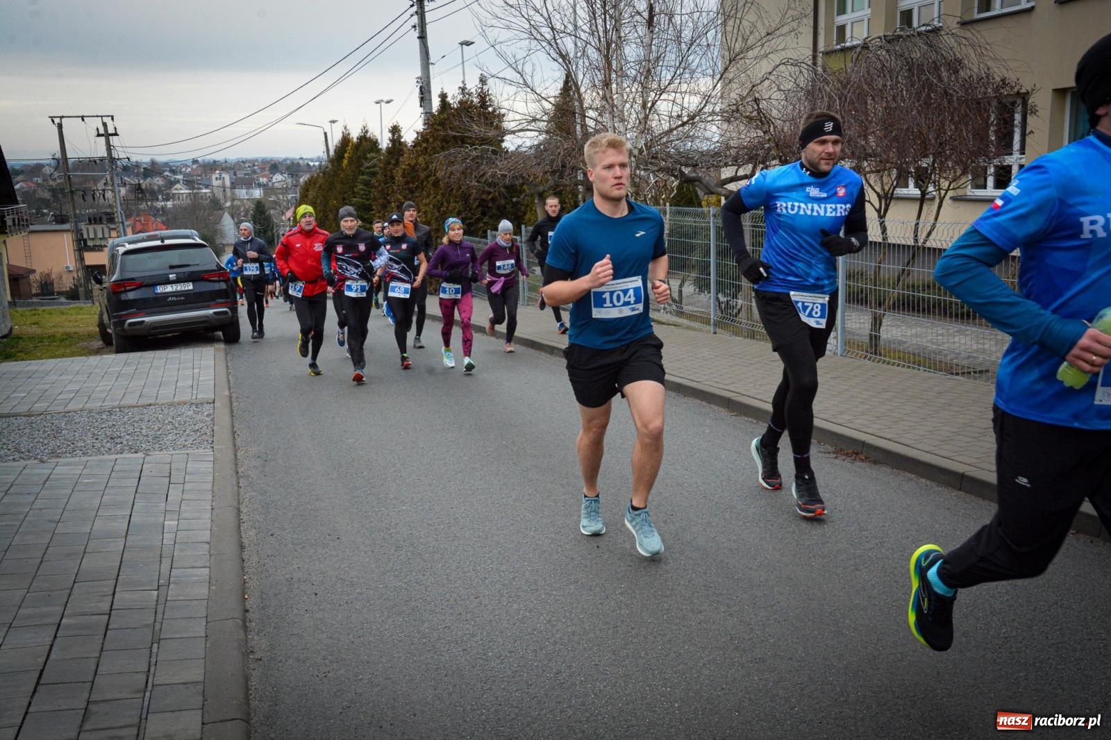 Zdjęcie w galerii na portalu naszraciborz.pl: IX Eko Cross po Ziemi Pietrowickiej: Piotr Pałka zwycięzcą biegu na 10 km wiadomości z regionu