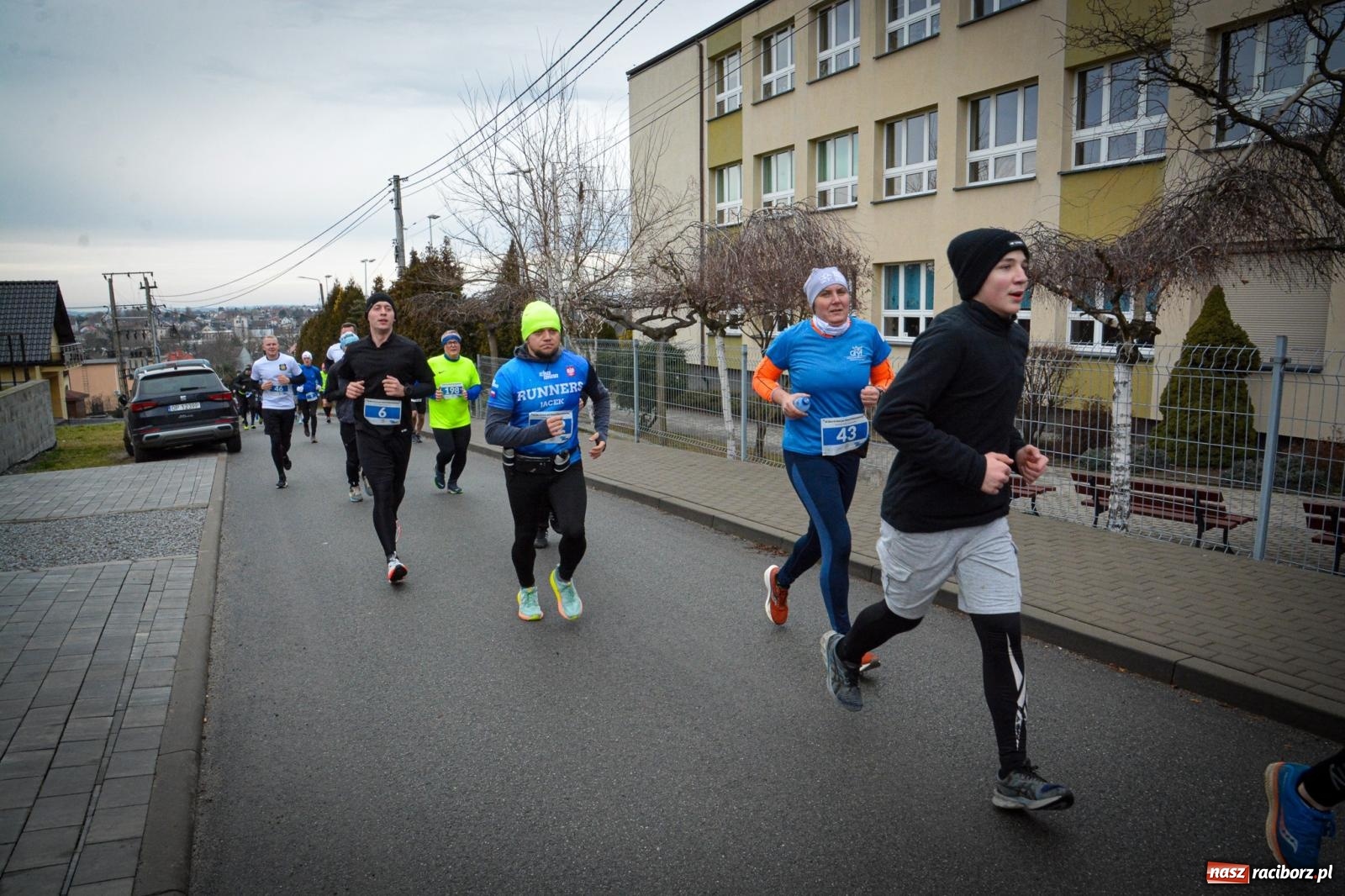 Zdjęcie w galerii na portalu naszraciborz.pl: IX Eko Cross po Ziemi Pietrowickiej: Piotr Pałka zwycięzcą biegu na 10 km wiadomości z regionu