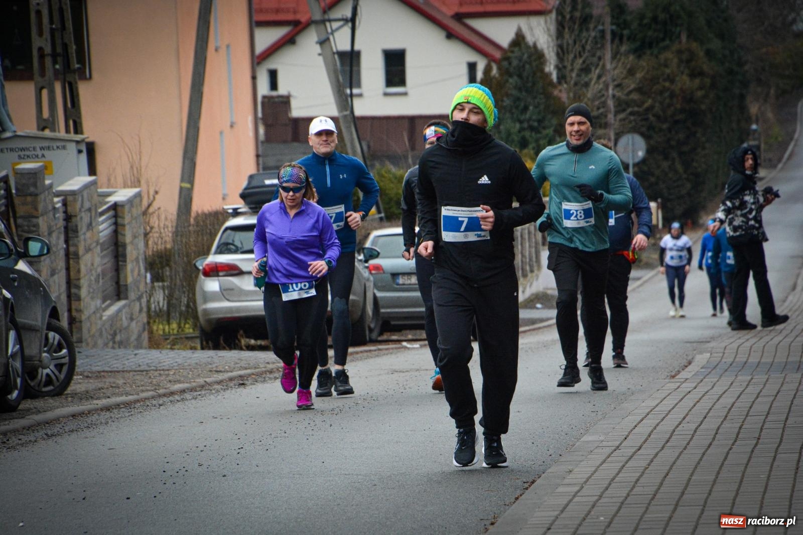 Zdjęcie w galerii na portalu naszraciborz.pl: IX Eko Cross po Ziemi Pietrowickiej: Piotr Pałka zwycięzcą biegu na 10 km wiadomości z regionu