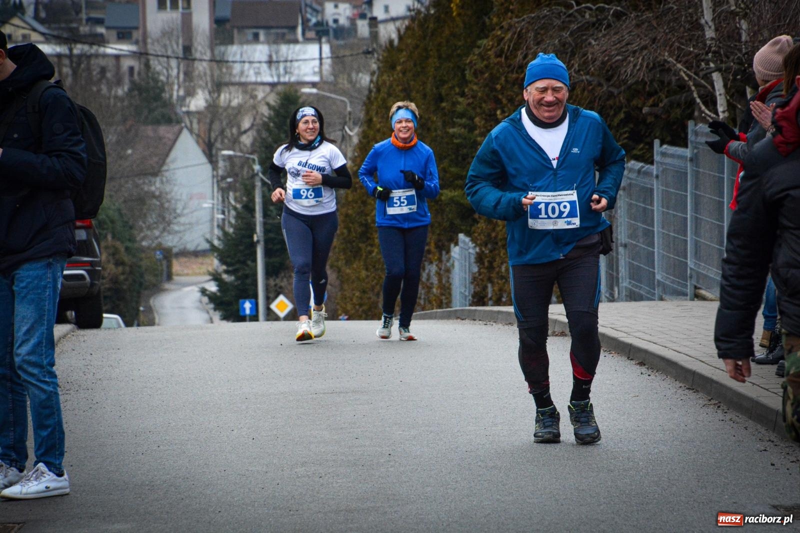 Zdjęcie w galerii na portalu naszraciborz.pl: IX Eko Cross po Ziemi Pietrowickiej: Piotr Pałka zwycięzcą biegu na 10 km wiadomości z regionu