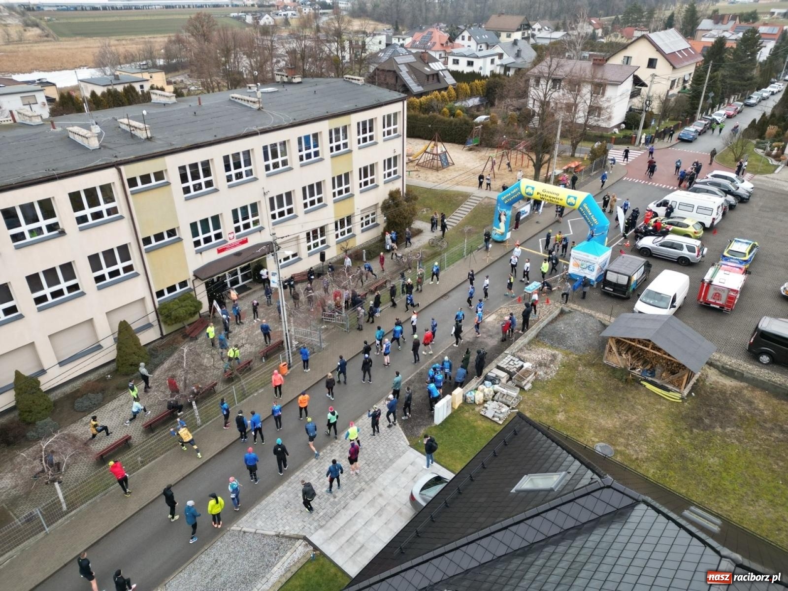 Zdjęcie w galerii na portalu naszraciborz.pl: IX Eko Cross po Ziemi Pietrowickiej: Piotr Pałka zwycięzcą biegu na 10 km wiadomości z regionu