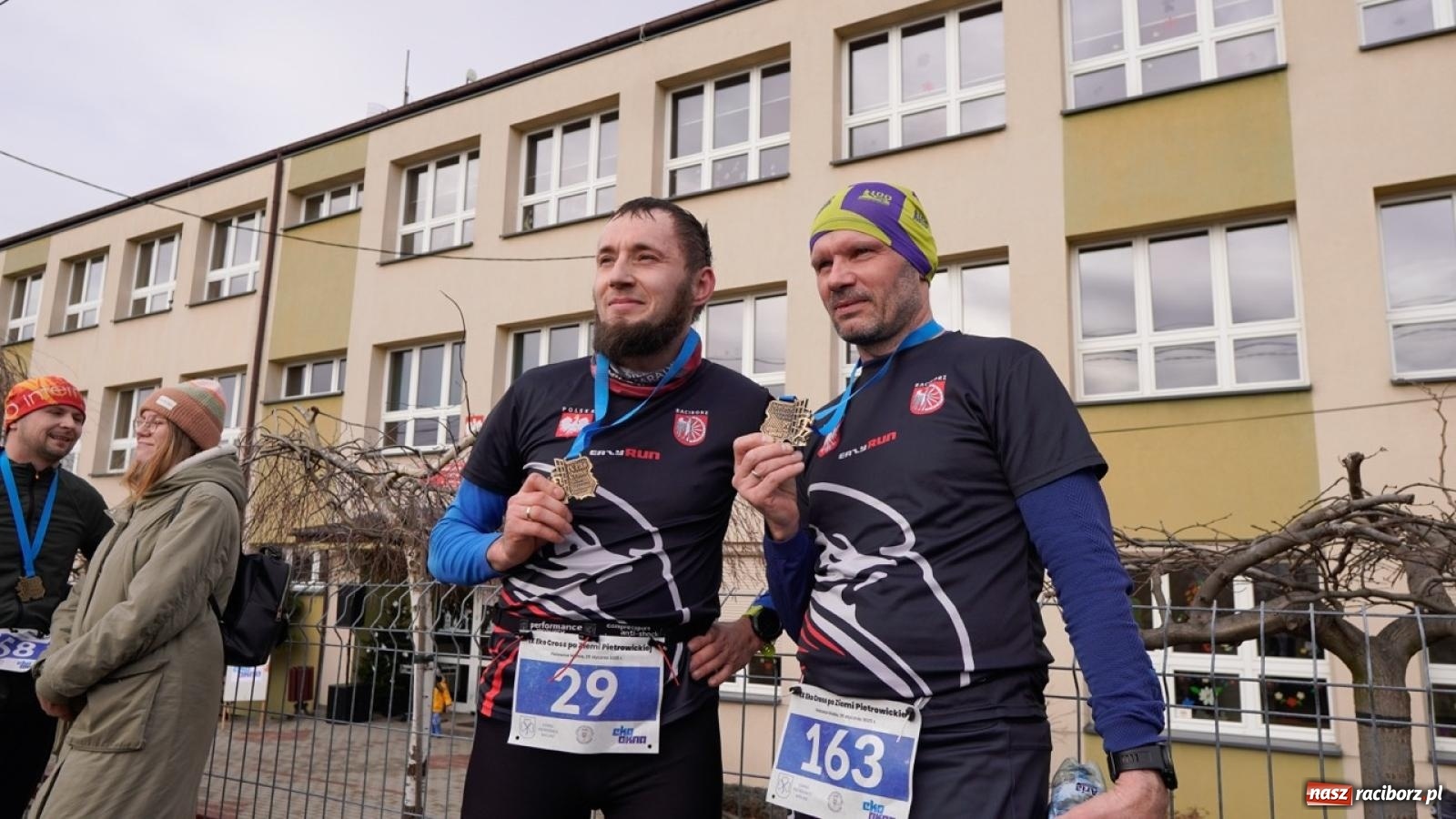 Zdjęcie w galerii na portalu naszraciborz.pl: IX Eko Cross po Ziemi Pietrowickiej: Piotr Pałka zwycięzcą biegu na 10 km wiadomości z regionu