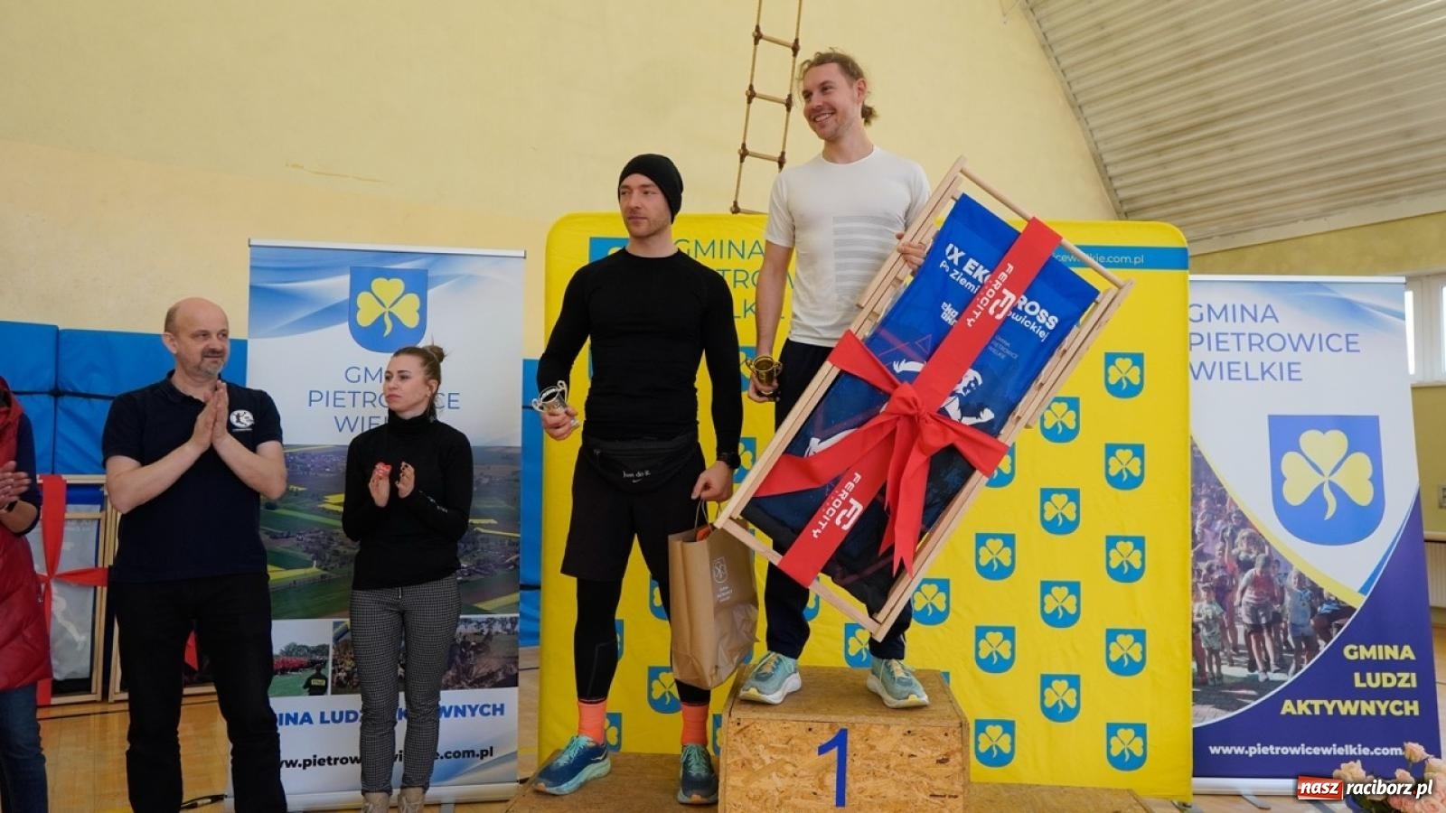 Zdjęcie w galerii na portalu naszraciborz.pl: IX Eko Cross po Ziemi Pietrowickiej: Piotr Pałka zwycięzcą biegu na 10 km wiadomości z regionu