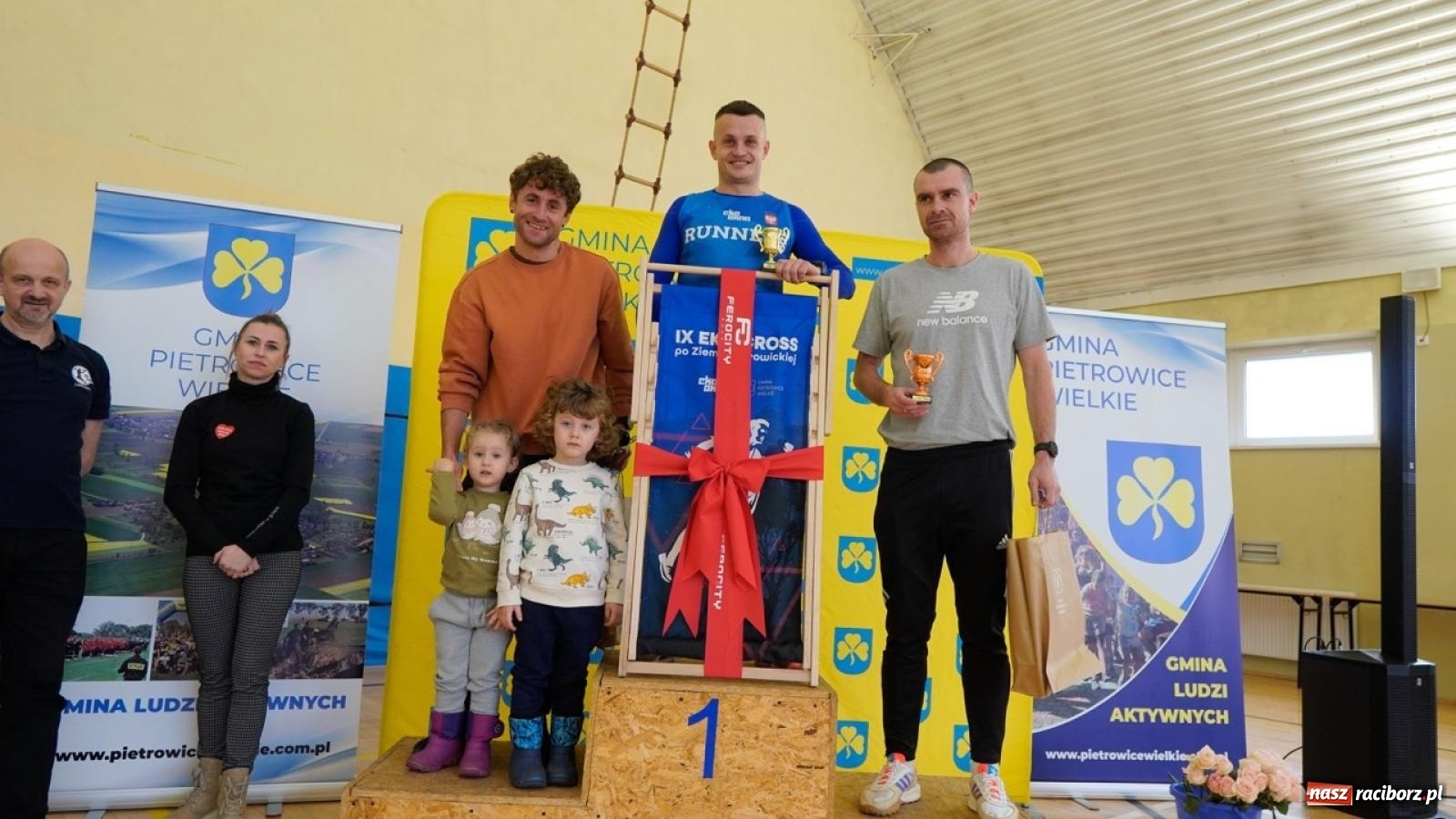 Zdjęcie w galerii na portalu naszraciborz.pl: IX Eko Cross po Ziemi Pietrowickiej: Piotr Pałka zwycięzcą biegu na 10 km wiadomości z regionu