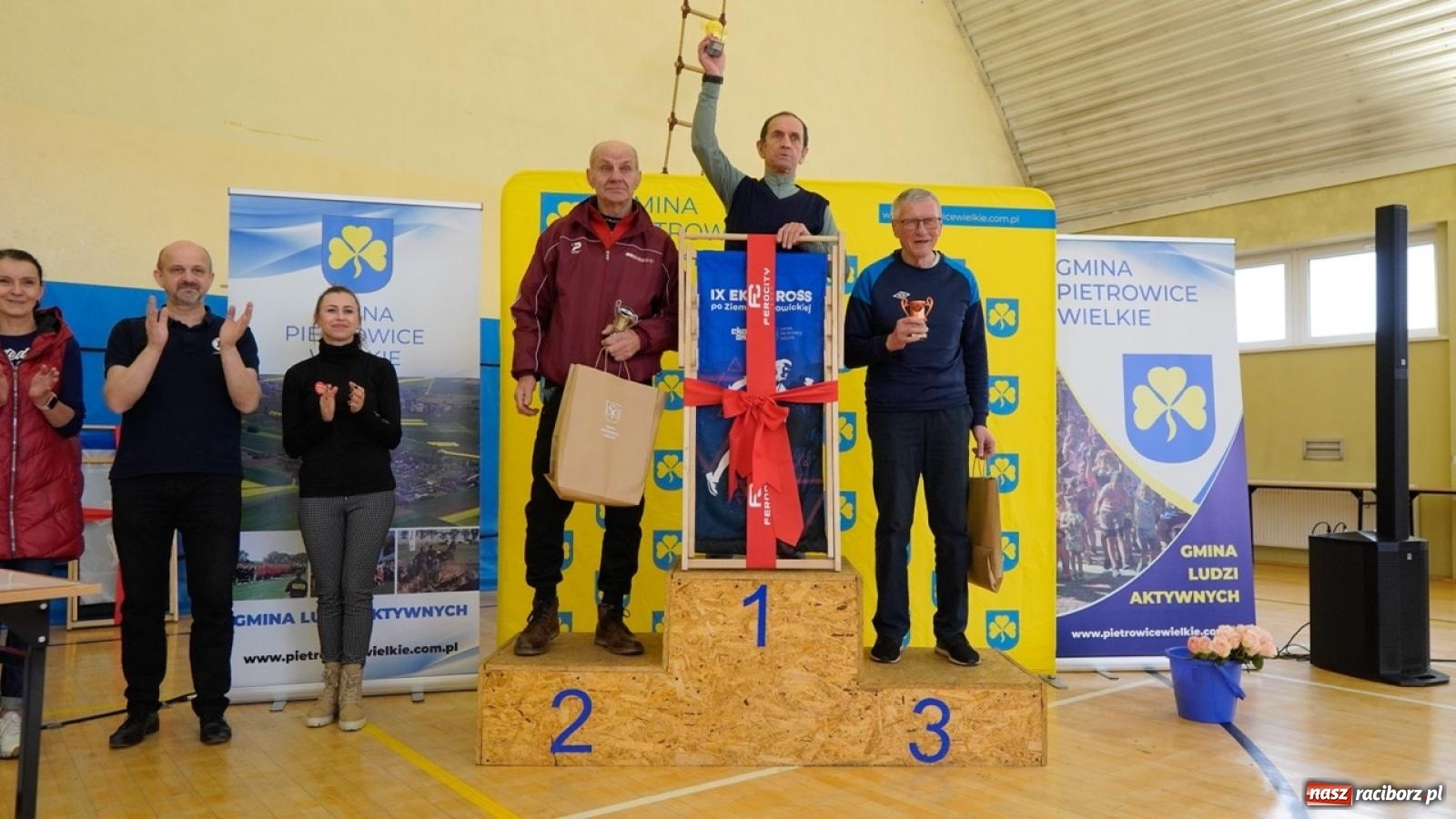 Zdjęcie w galerii na portalu naszraciborz.pl: IX Eko Cross po Ziemi Pietrowickiej: Piotr Pałka zwycięzcą biegu na 10 km wiadomości z regionu