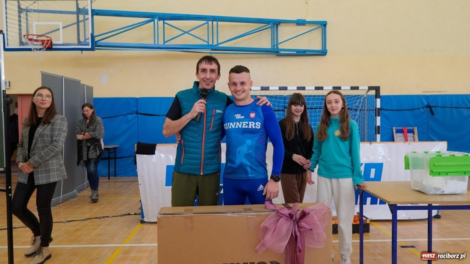 Zdjęcie w galerii na portalu naszraciborz.pl: IX Eko Cross po Ziemi Pietrowickiej: Piotr Pałka zwycięzcą biegu na 10 km wiadomości z regionu