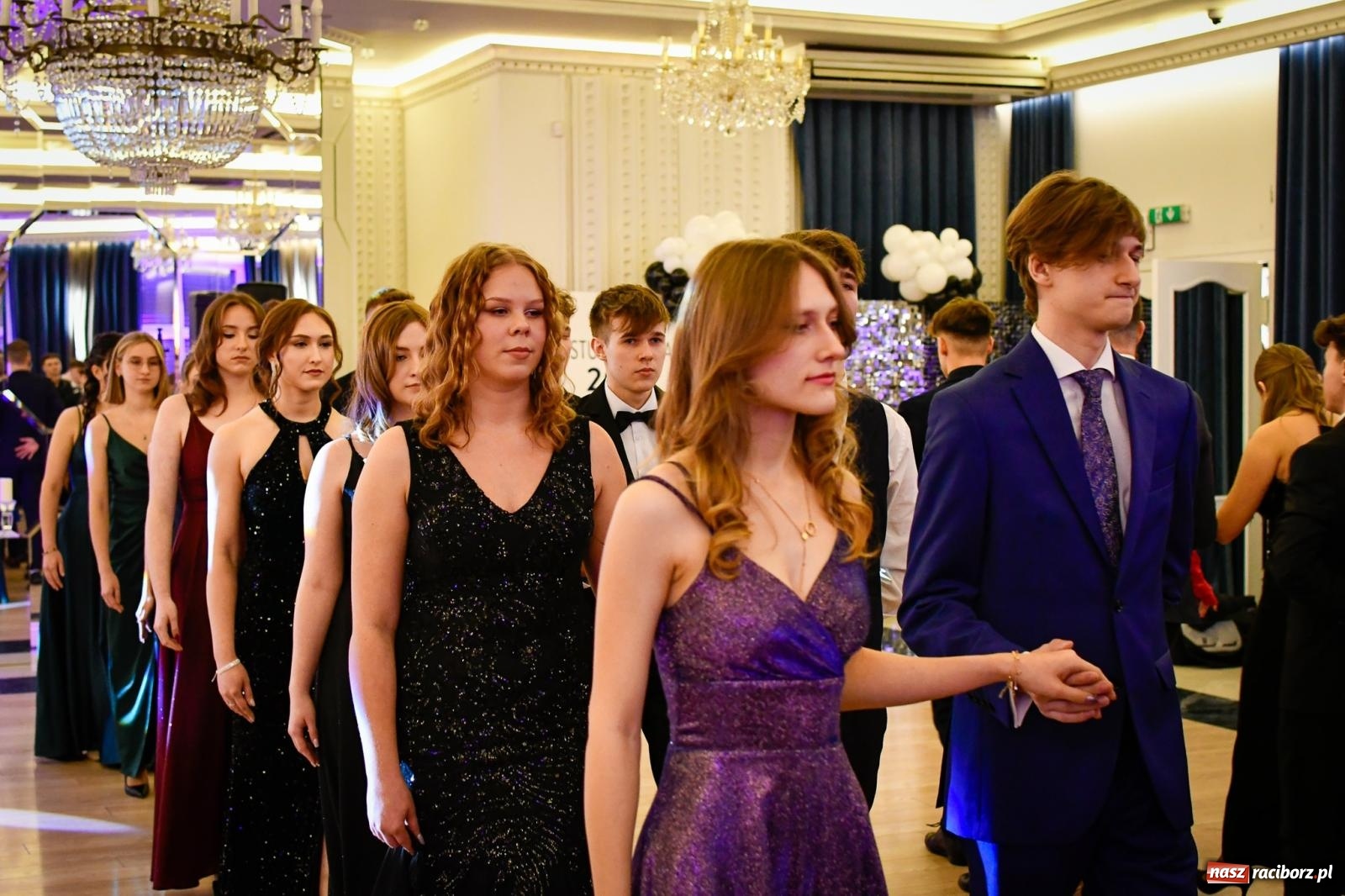 Zdjęcie w galerii na portalu naszraciborz.pl: Studniówka CKZiU nr 1: jubileuszowy rocznik bawi się w Rege [FOTO i WIDEO] wiadomości z regionu