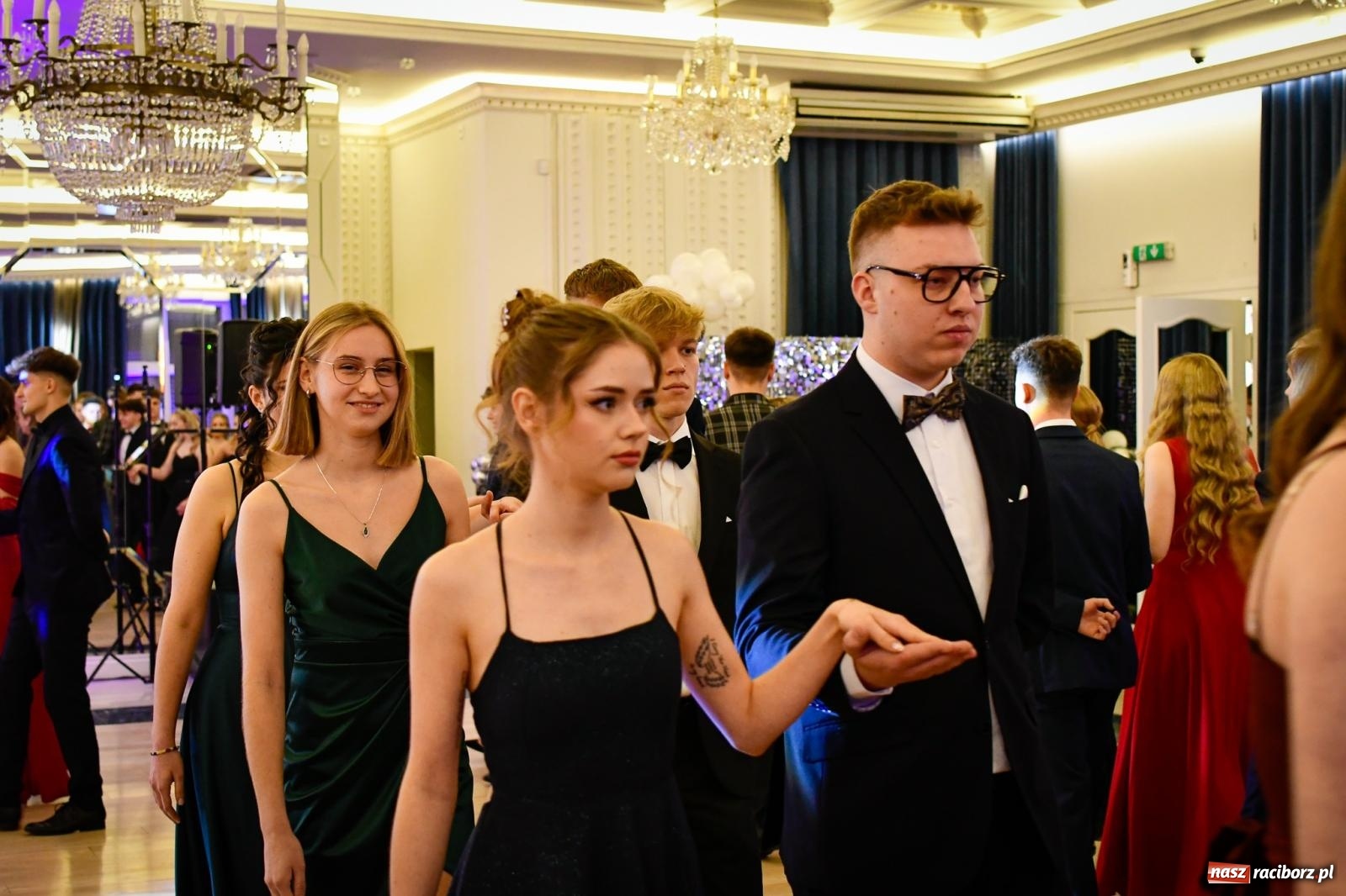 Zdjęcie w galerii na portalu naszraciborz.pl: Studniówka CKZiU nr 1: jubileuszowy rocznik bawi się w Rege [FOTO i WIDEO] wiadomości z regionu