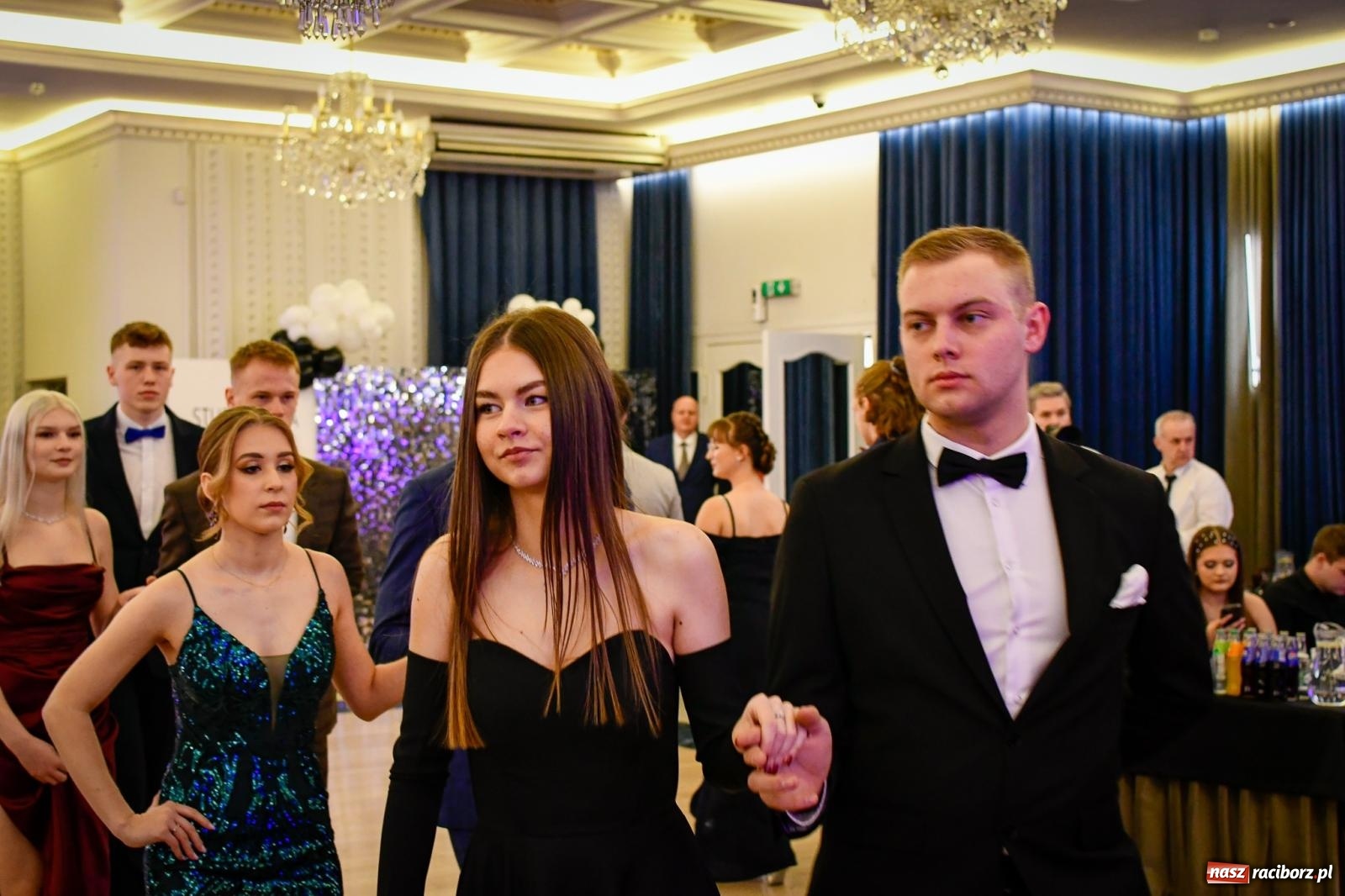 Zdjęcie w galerii na portalu naszraciborz.pl: Studniówka CKZiU nr 1: jubileuszowy rocznik bawi się w Rege [FOTO i WIDEO] wiadomości z regionu