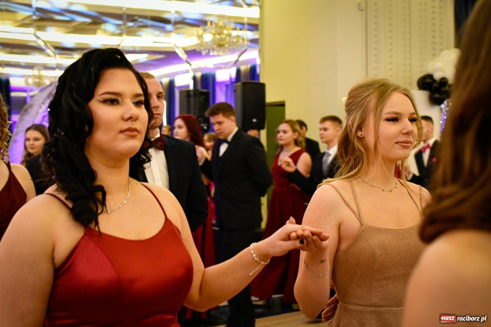 Zdjęcie w galerii na portalu naszraciborz.pl: Studniówka CKZiU nr 1: jubileuszowy rocznik bawi się w Rege [FOTO i WIDEO] wiadomości z regionu