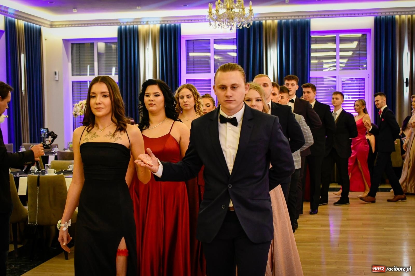 Zdjęcie w galerii na portalu naszraciborz.pl: Studniówka CKZiU nr 1: jubileuszowy rocznik bawi się w Rege [FOTO i WIDEO] wiadomości z regionu