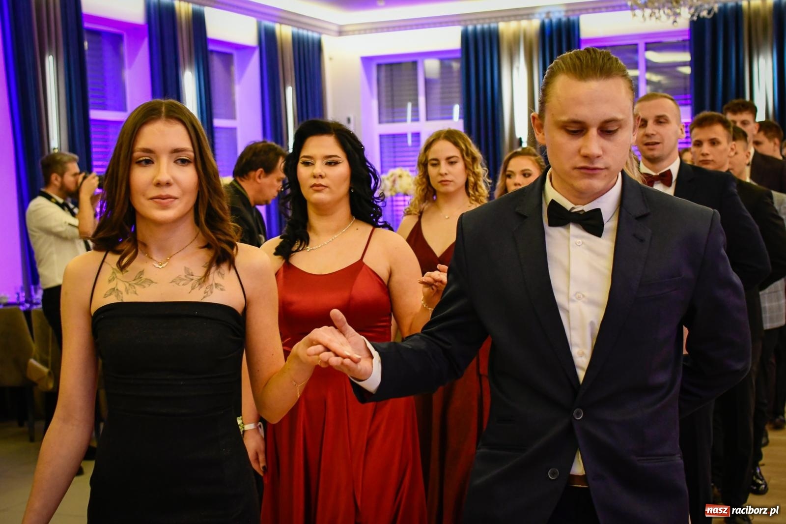 Zdjęcie w galerii na portalu naszraciborz.pl: Studniówka CKZiU nr 1: jubileuszowy rocznik bawi się w Rege [FOTO i WIDEO] wiadomości z regionu