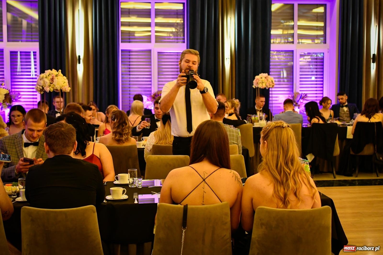 Zdjęcie w galerii na portalu naszraciborz.pl: Studniówka CKZiU nr 1: jubileuszowy rocznik bawi się w Rege [FOTO i WIDEO] wiadomości z regionu