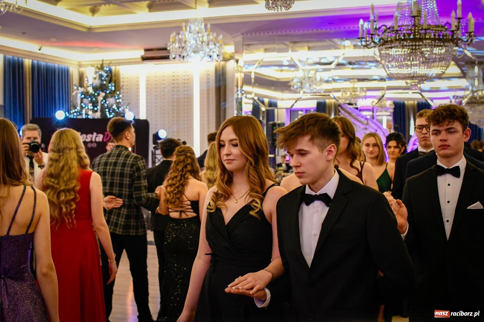 Zdjęcie w galerii na portalu naszraciborz.pl: Studniówka CKZiU nr 1: jubileuszowy rocznik bawi się w Rege [FOTO i WIDEO] wiadomości z regionu