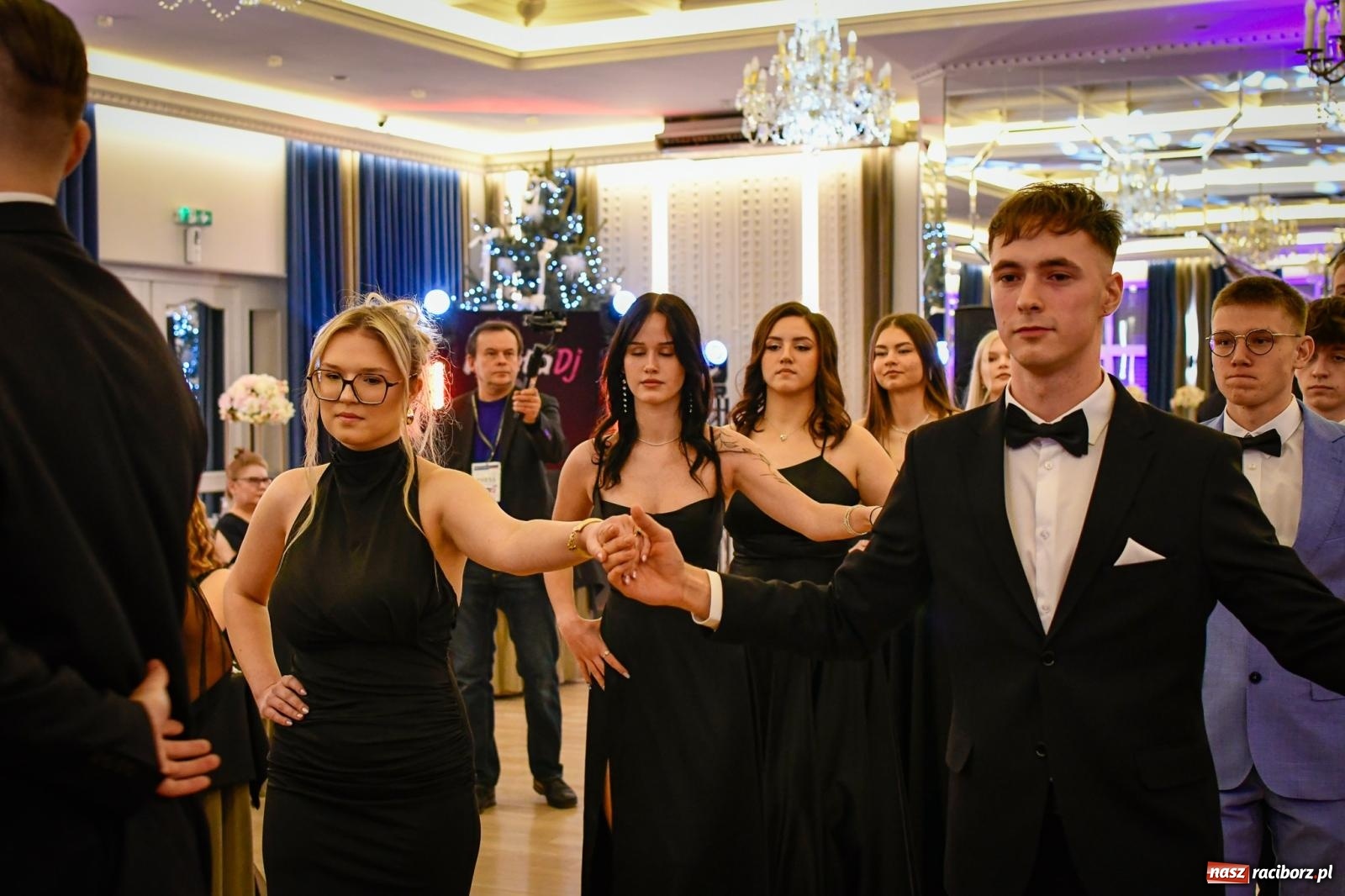 Zdjęcie w galerii na portalu naszraciborz.pl: Studniówka CKZiU nr 1: jubileuszowy rocznik bawi się w Rege [FOTO i WIDEO] wiadomości z regionu