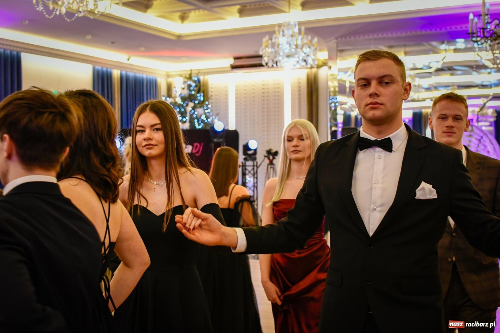 Zdjęcie w galerii na portalu naszraciborz.pl: Studniówka CKZiU nr 1: jubileuszowy rocznik bawi się w Rege [FOTO i WIDEO] wiadomości z regionu