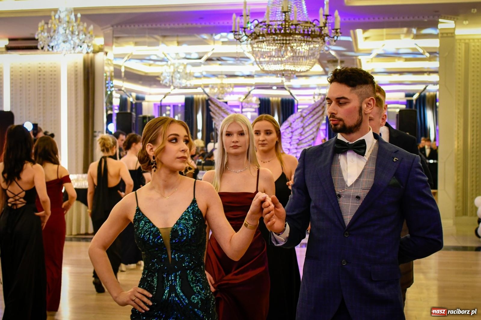 Zdjęcie w galerii na portalu naszraciborz.pl: Studniówka CKZiU nr 1: jubileuszowy rocznik bawi się w Rege [FOTO i WIDEO] wiadomości z regionu