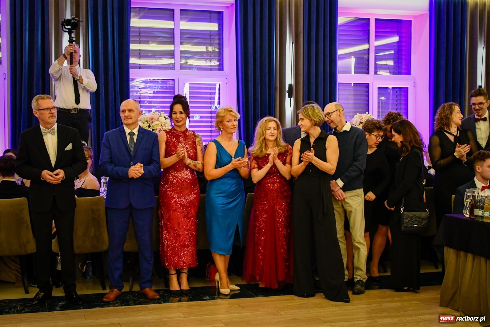 Zdjęcie w galerii na portalu naszraciborz.pl: Studniówka CKZiU nr 1: jubileuszowy rocznik bawi się w Rege [FOTO i WIDEO] wiadomości z regionu