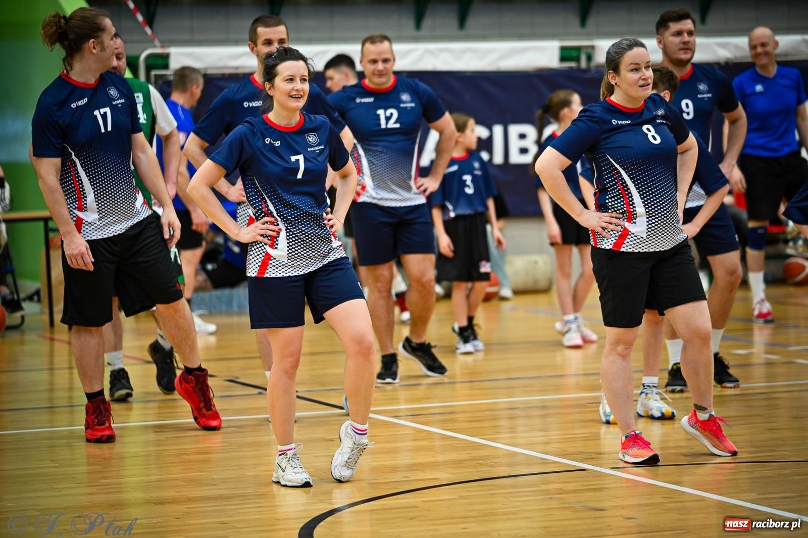 Zdjęcie w galerii na portalu naszraciborz.pl: 33. Finał WOŚP Racibórz – charytatywny turniej koszykówki z olimpijczykami wiadomości z regionu