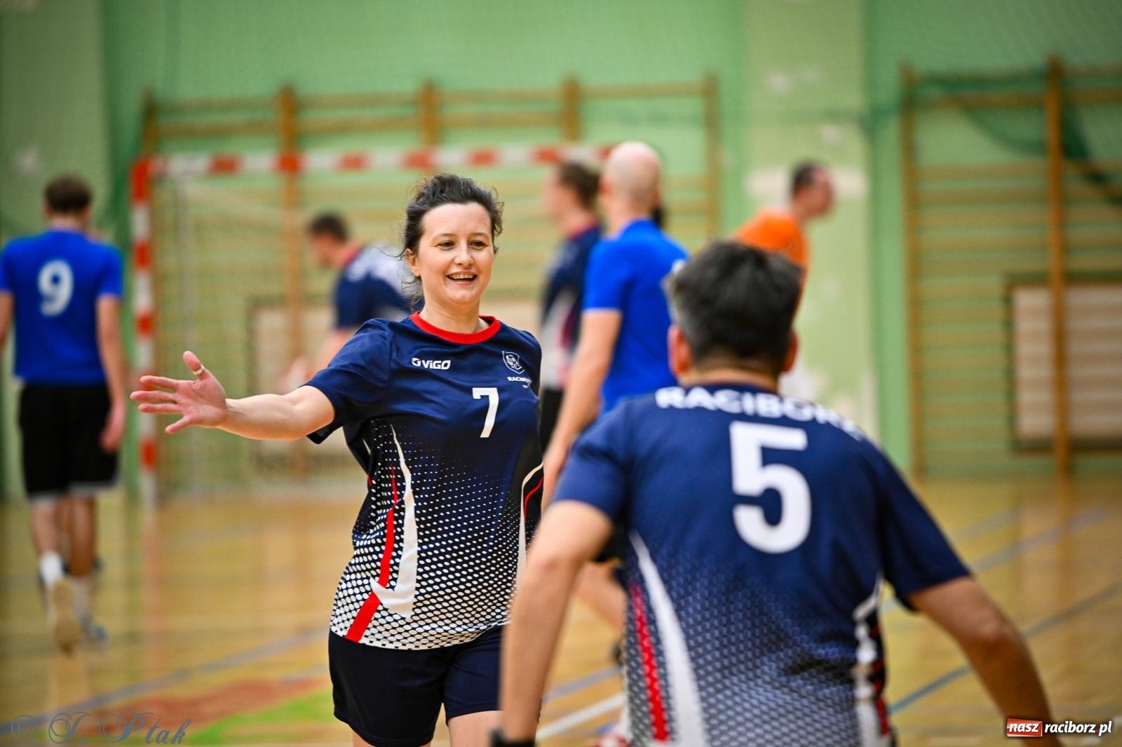 Zdjęcie w galerii na portalu naszraciborz.pl: 33. Finał WOŚP Racibórz – charytatywny turniej koszykówki z olimpijczykami wiadomości z regionu