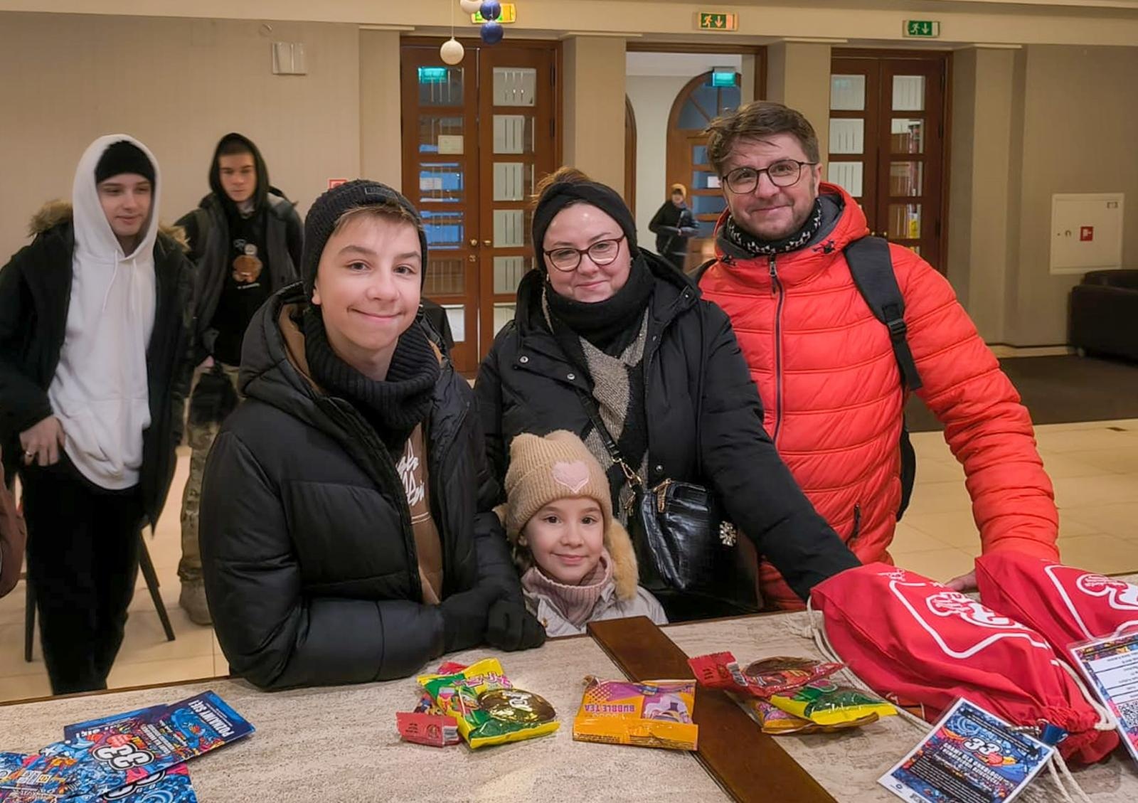 Zdjęcie w galerii na portalu naszraciborz.pl: Ponad stu wolontariuszy kwestuje na ulicach Raciborza wiadomości z regionu