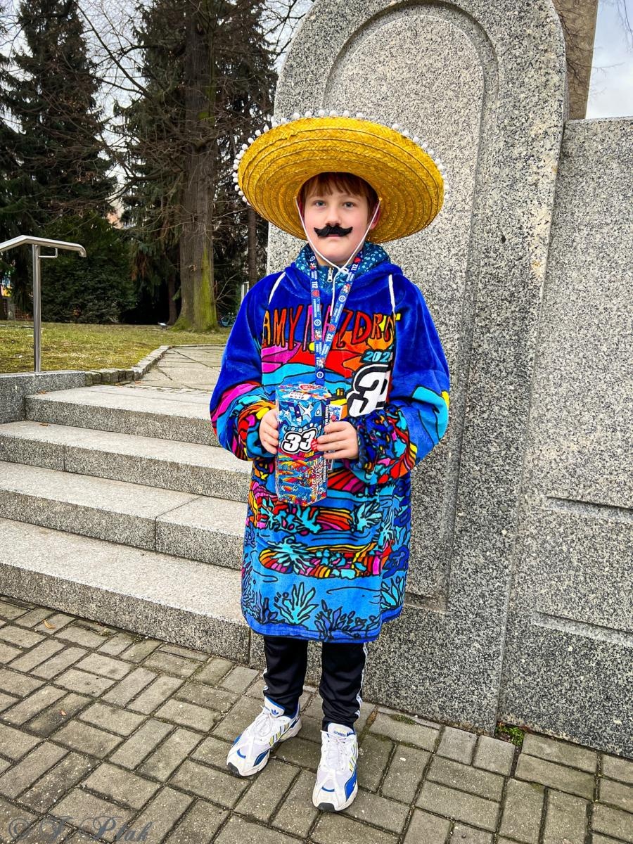 Zdjęcie w galerii na portalu naszraciborz.pl: Ponad stu wolontariuszy kwestuje na ulicach Raciborza wiadomości z regionu