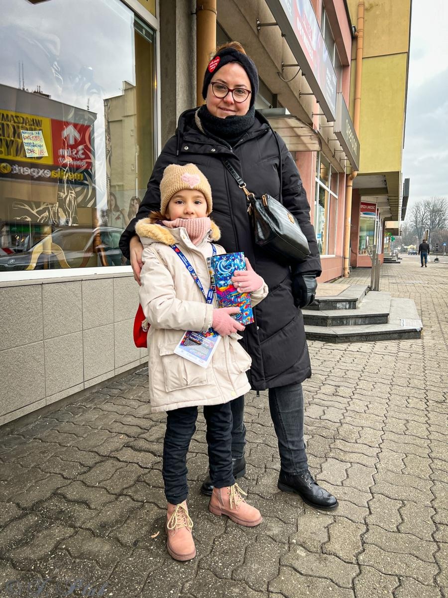 Zdjęcie w galerii na portalu naszraciborz.pl: Ponad stu wolontariuszy kwestuje na ulicach Raciborza wiadomości z regionu