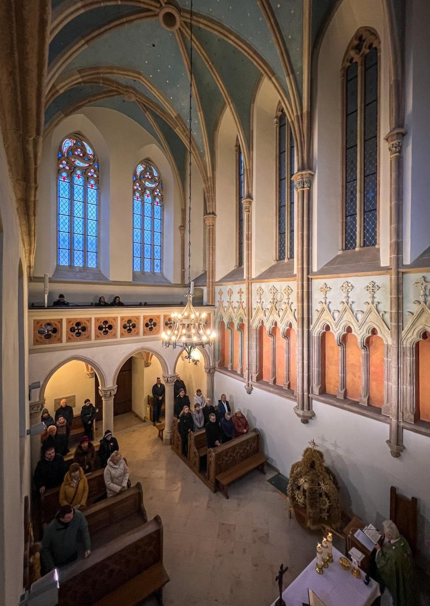 Zdjęcie w galerii na portalu naszraciborz.pl: Pierwsza tegoroczna Msza św. w kaplicy zamkowej i prezentacja animacji o jej historii [WIDEO] wiadomości z regionu