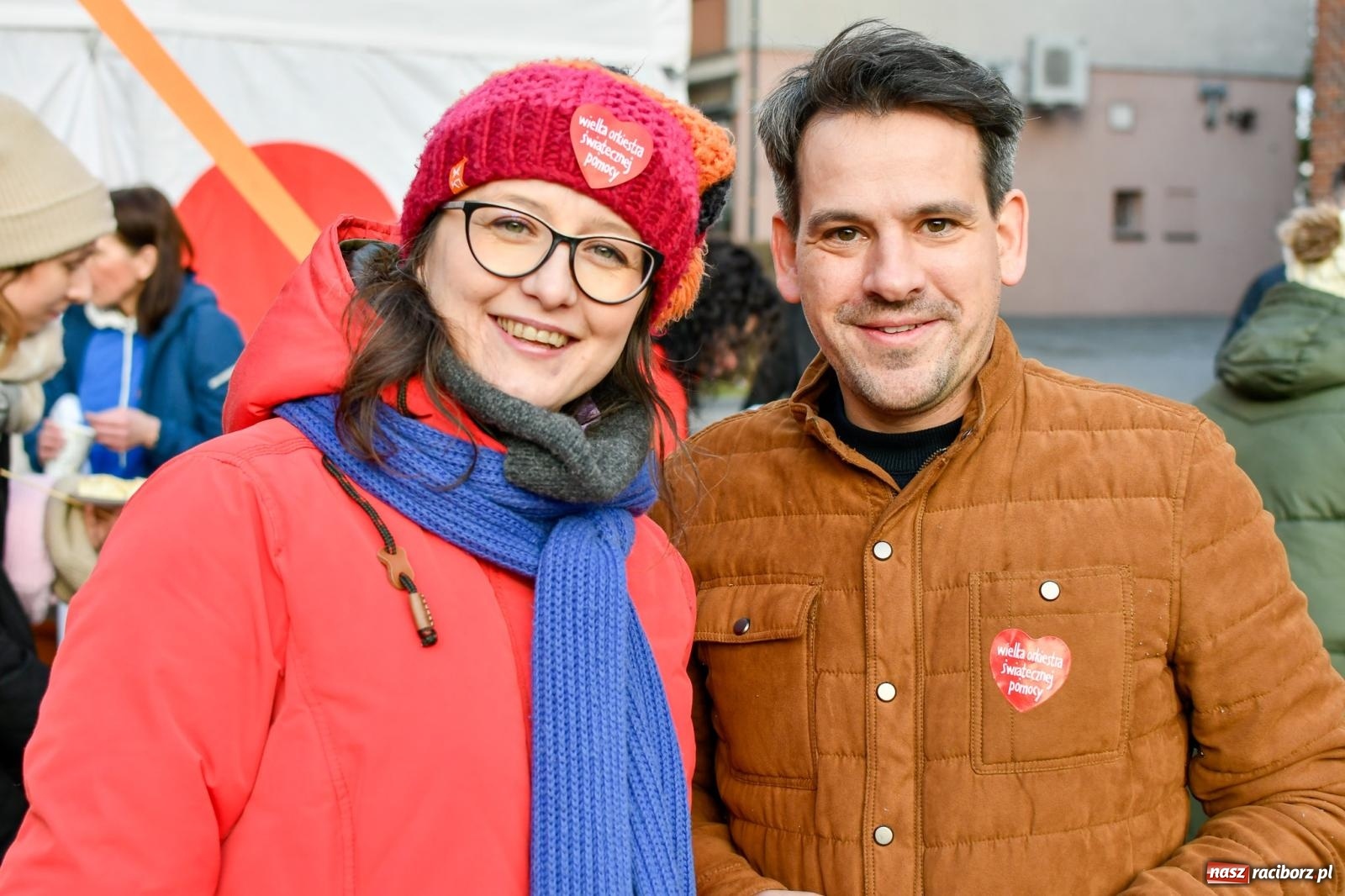Zdjęcie w galerii na portalu naszraciborz.pl: Atrakcje WOŚP na raciborskim rynku – tłumy mieszkańców wsparły akcję wiadomości z regionu
