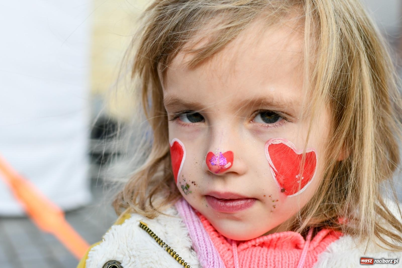Zdjęcie w galerii na portalu naszraciborz.pl: Atrakcje WOŚP na raciborskim rynku – tłumy mieszkańców wsparły akcję wiadomości z regionu
