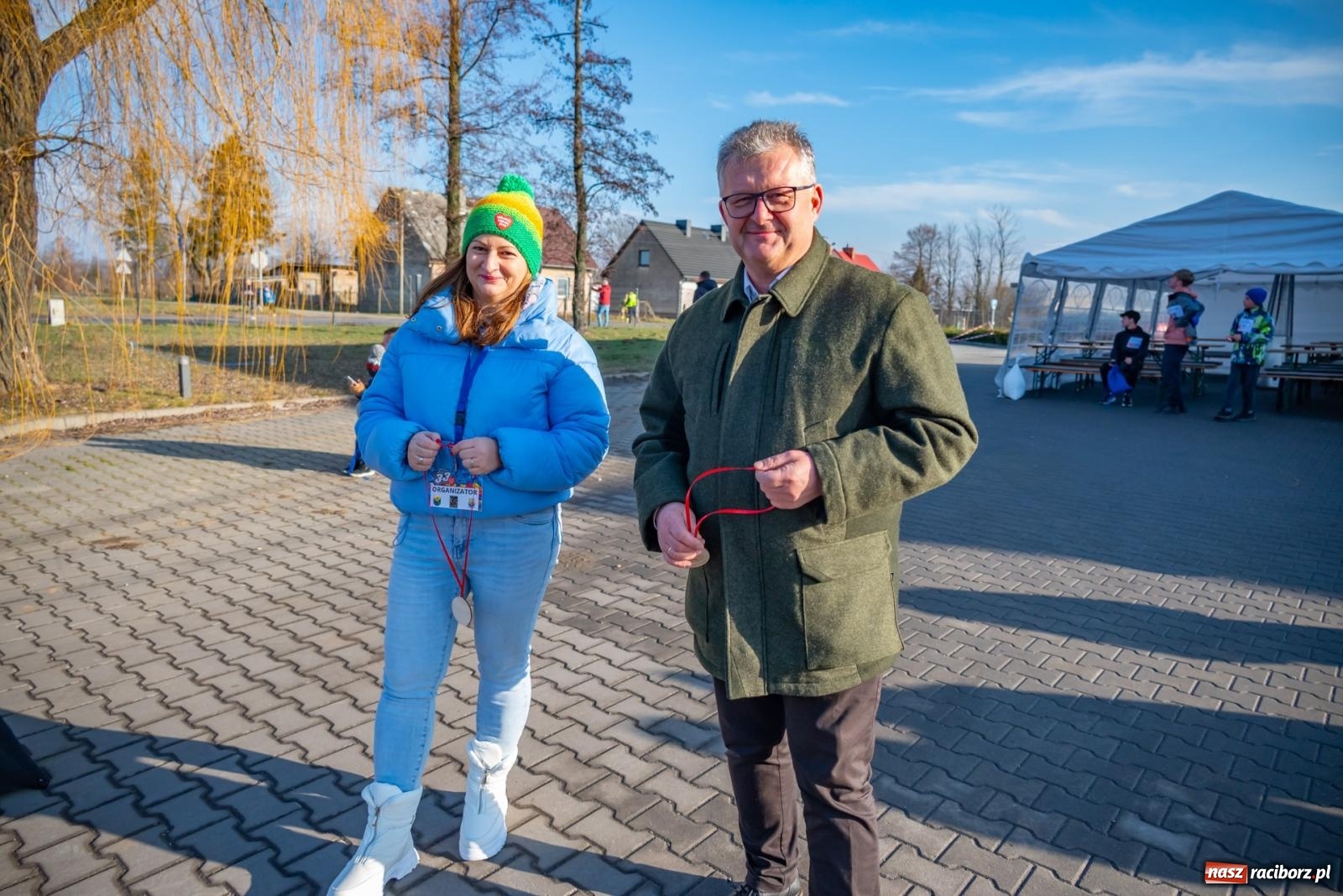 Zdjęcie w galerii na portalu naszraciborz.pl: W Roszkowie pobiegli dla WOŚP [FOTO i WIDEO] wiadomości z regionu