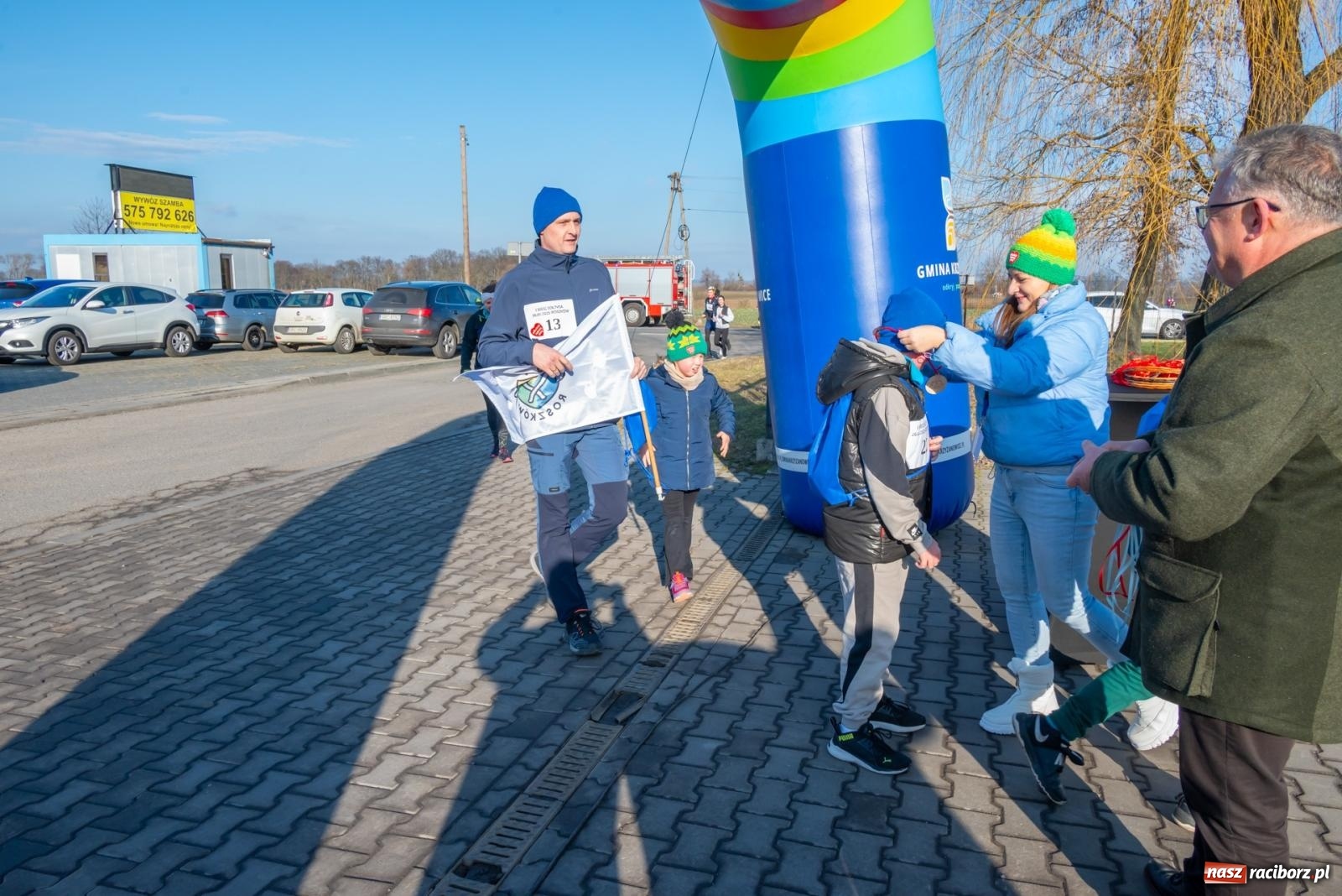 Zdjęcie w galerii na portalu naszraciborz.pl: W Roszkowie pobiegli dla WOŚP [FOTO i WIDEO] wiadomości z regionu