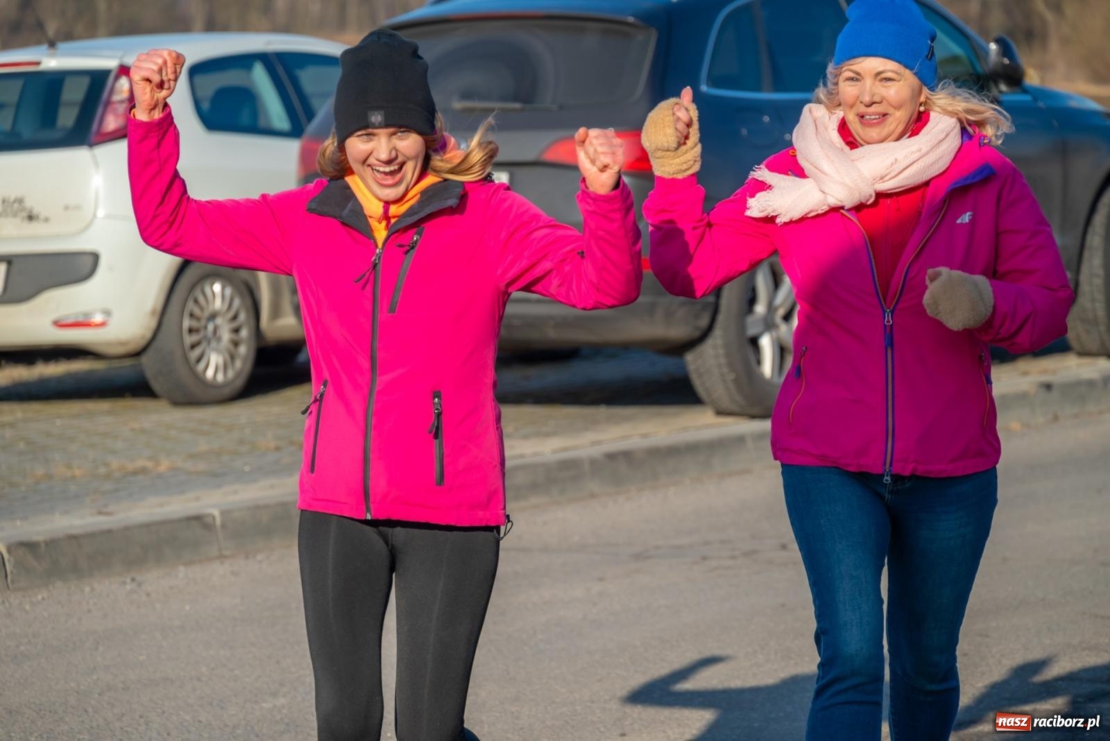 Zdjęcie w galerii na portalu naszraciborz.pl: W Roszkowie pobiegli dla WOŚP [FOTO i WIDEO] wiadomości z regionu