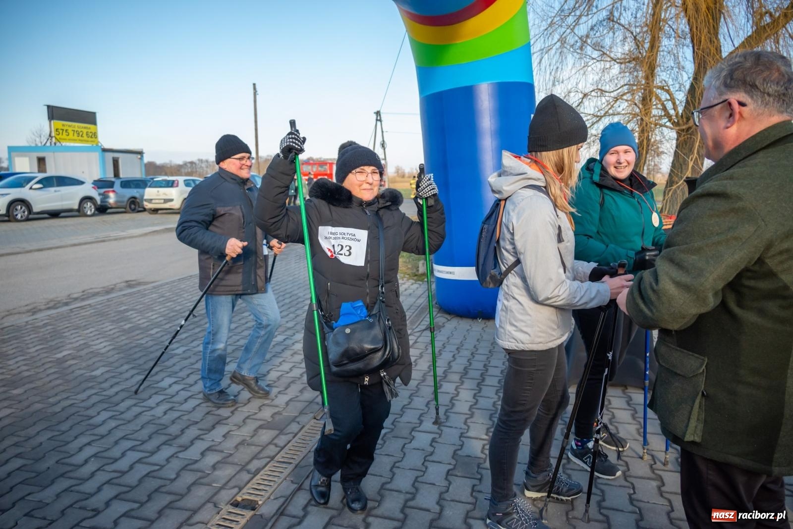 Zdjęcie w galerii na portalu naszraciborz.pl: W Roszkowie pobiegli dla WOŚP [FOTO i WIDEO] wiadomości z regionu