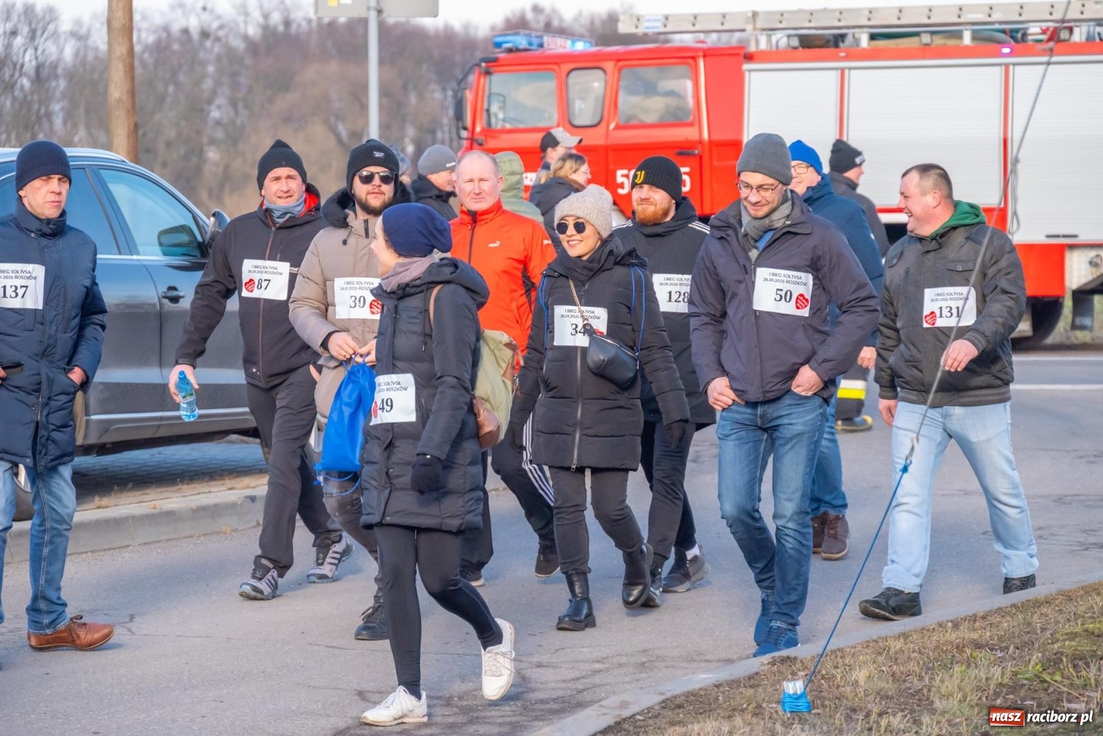 Zdjęcie w galerii na portalu naszraciborz.pl: W Roszkowie pobiegli dla WOŚP [FOTO i WIDEO] wiadomości z regionu