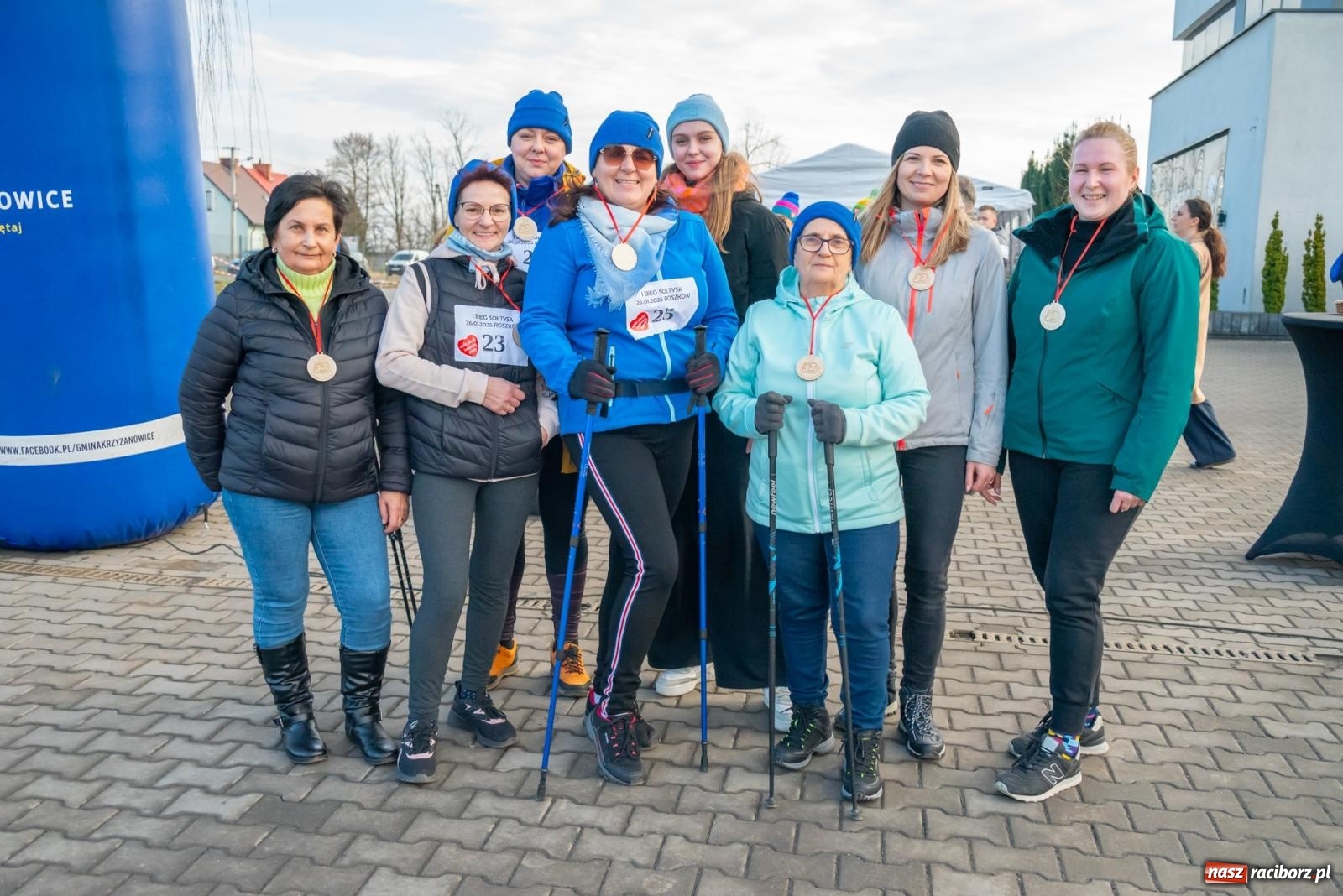 Zdjęcie w galerii na portalu naszraciborz.pl: W Roszkowie pobiegli dla WOŚP [FOTO i WIDEO] wiadomości z regionu