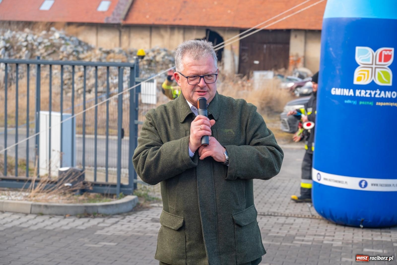 Zdjęcie w galerii na portalu naszraciborz.pl: W Roszkowie pobiegli dla WOŚP [FOTO i WIDEO] wiadomości z regionu
