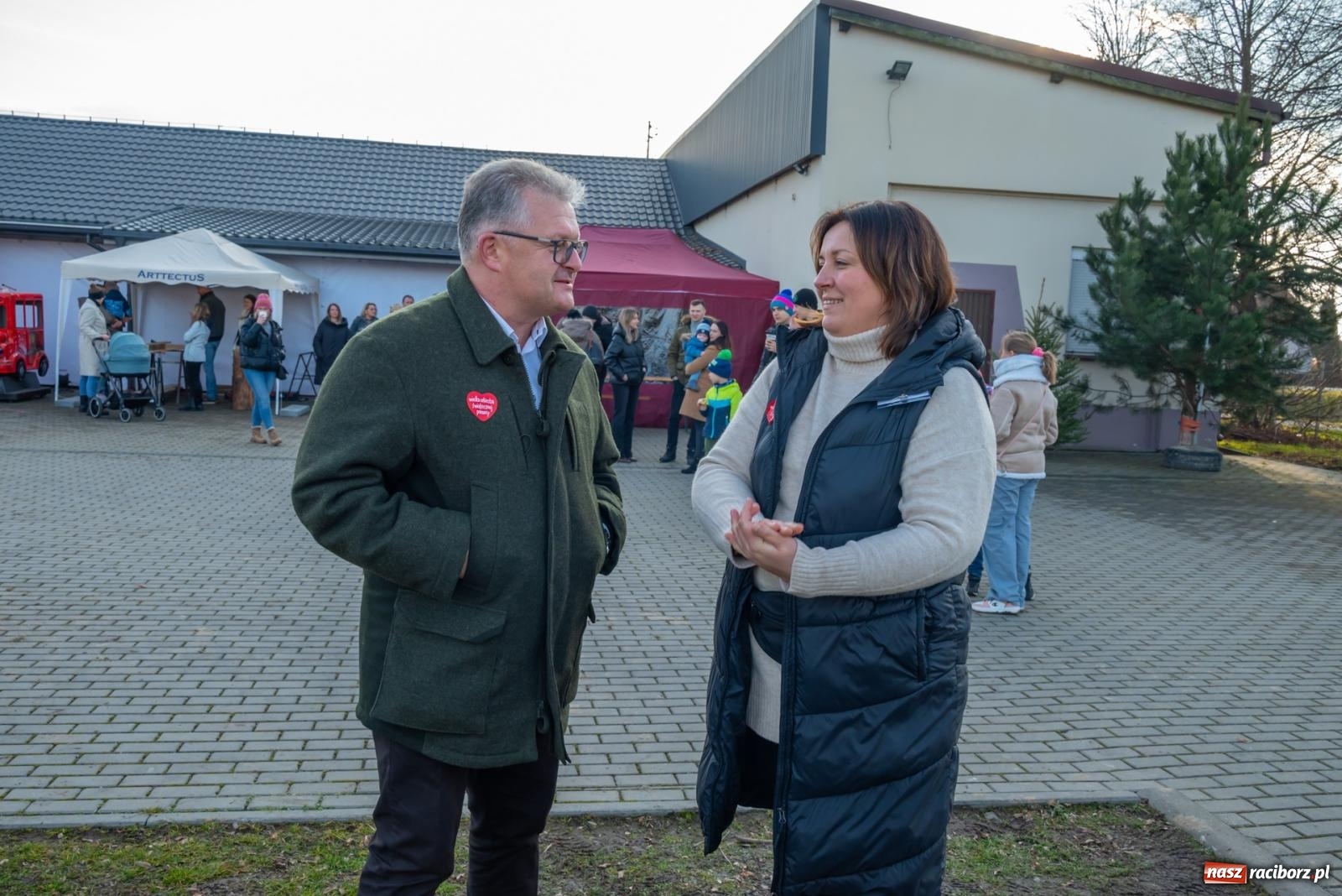 Zdjęcie w galerii na portalu naszraciborz.pl: W Zabełkowie Wielka Orkiestra Świątecznej Pomocy uczyła pomagania wiadomości z regionu