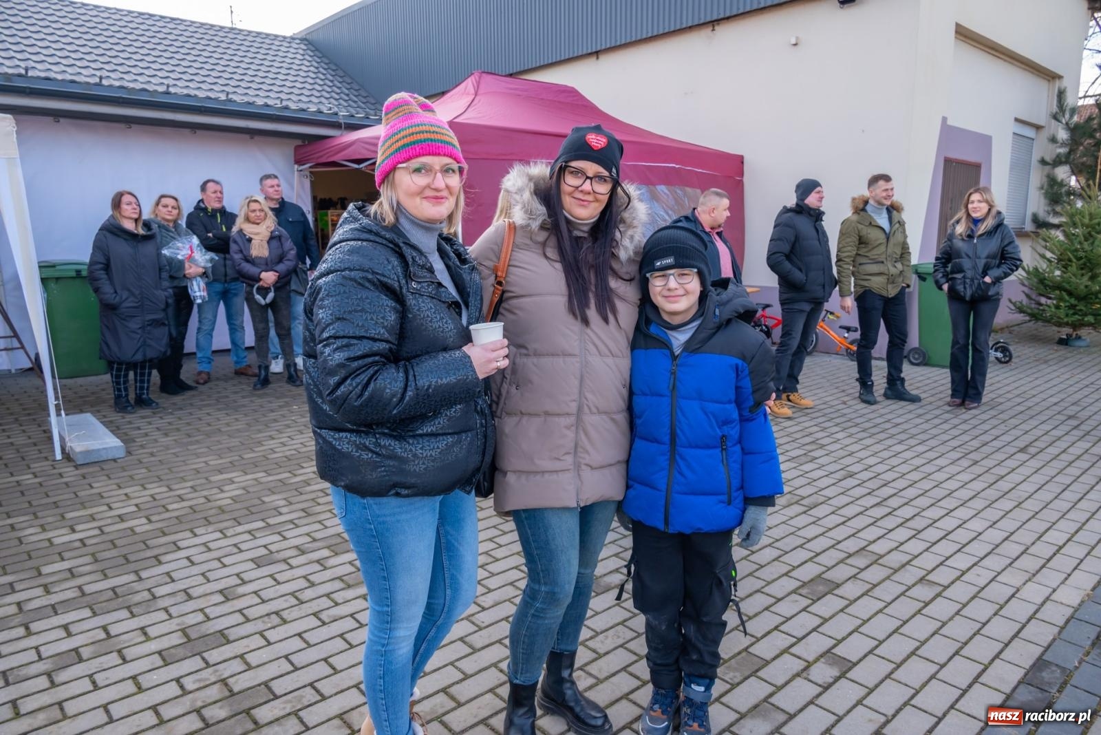 Zdjęcie w galerii na portalu naszraciborz.pl: W Zabełkowie Wielka Orkiestra Świątecznej Pomocy uczyła pomagania wiadomości z regionu