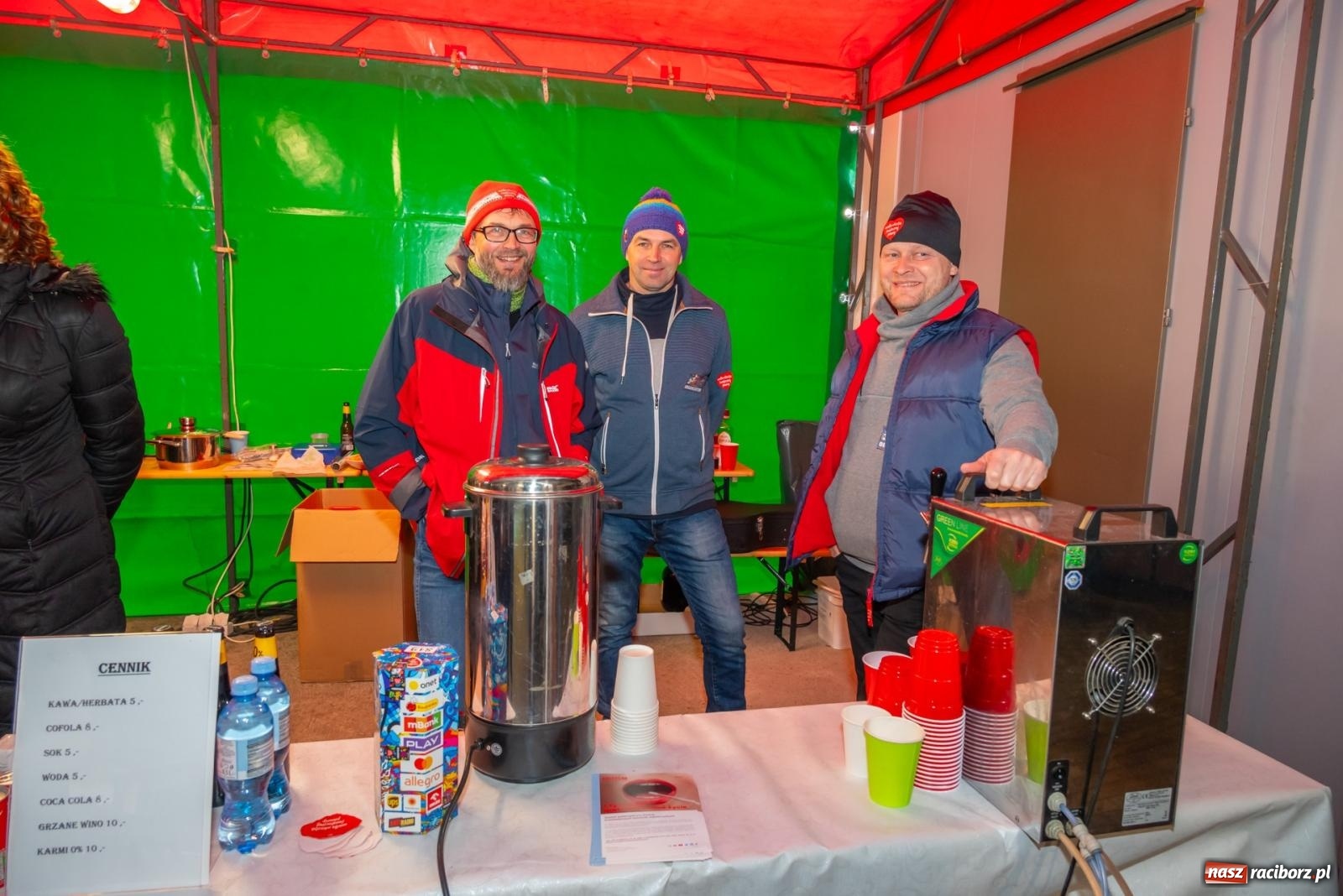 Zdjęcie w galerii na portalu naszraciborz.pl: W Zabełkowie Wielka Orkiestra Świątecznej Pomocy uczyła pomagania wiadomości z regionu