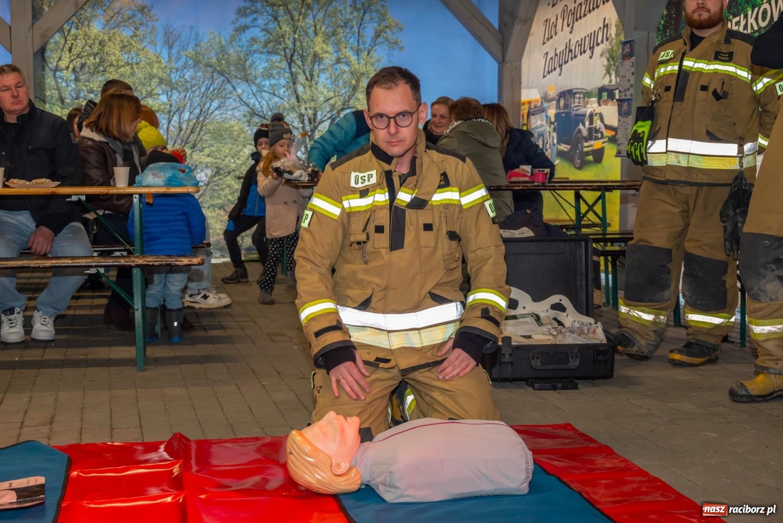 Zdjęcie w galerii na portalu naszraciborz.pl: W Zabełkowie Wielka Orkiestra Świątecznej Pomocy uczyła pomagania wiadomości z regionu