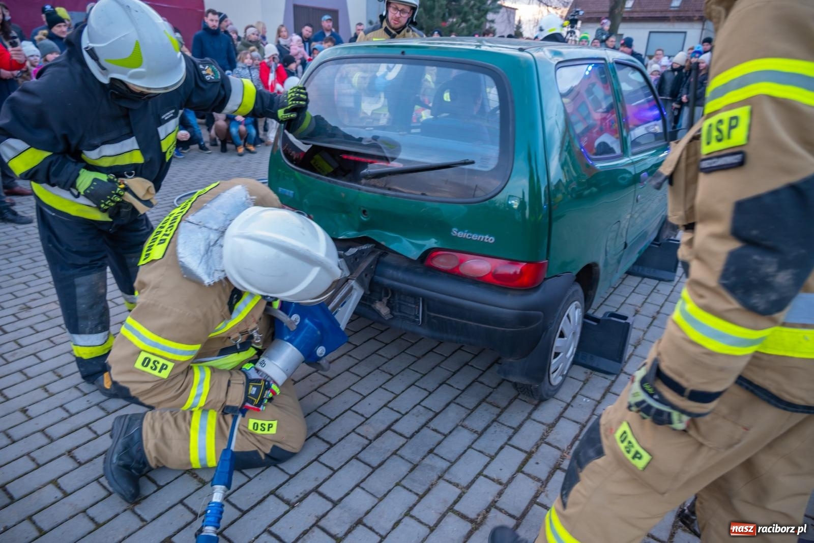 Zdjęcie w galerii na portalu naszraciborz.pl: W Zabełkowie Wielka Orkiestra Świątecznej Pomocy uczyła pomagania wiadomości z regionu