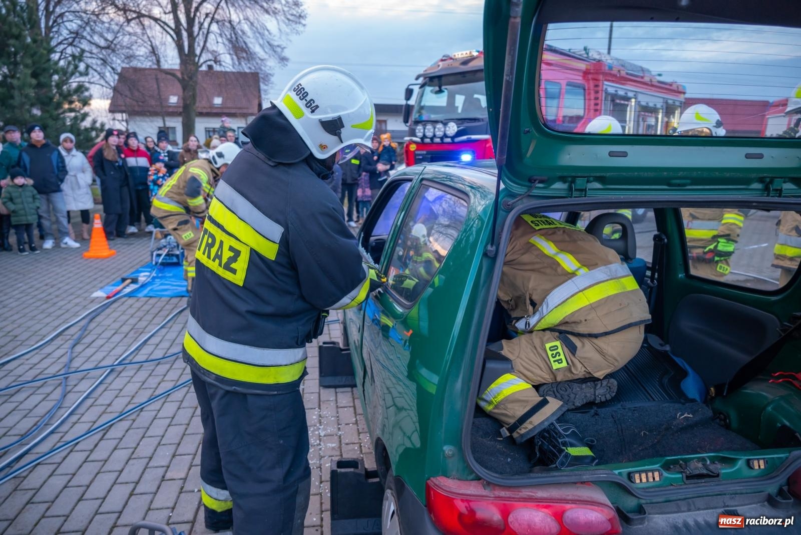 Zdjęcie w galerii na portalu naszraciborz.pl: W Zabełkowie Wielka Orkiestra Świątecznej Pomocy uczyła pomagania wiadomości z regionu