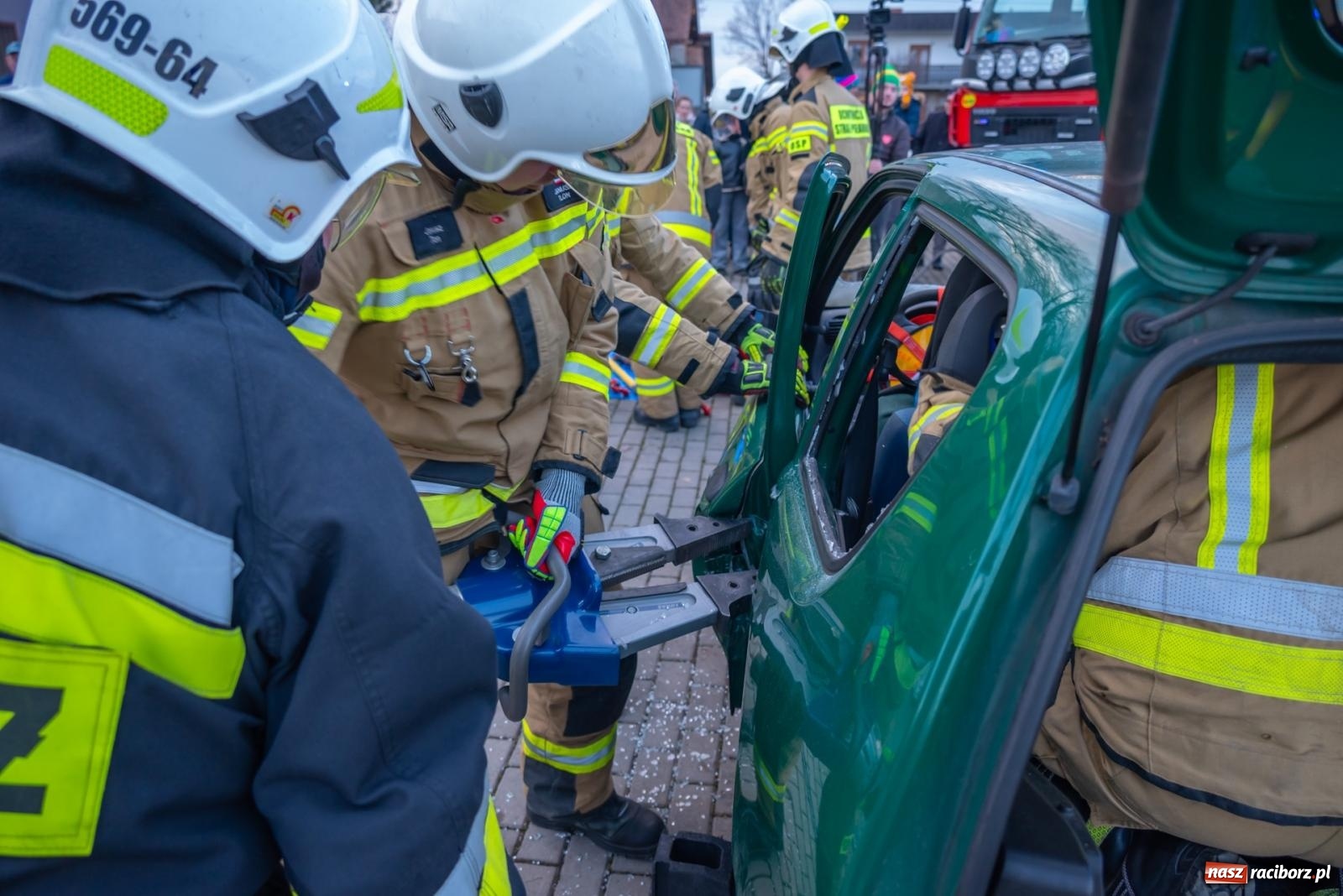 Zdjęcie w galerii na portalu naszraciborz.pl: W Zabełkowie Wielka Orkiestra Świątecznej Pomocy uczyła pomagania wiadomości z regionu