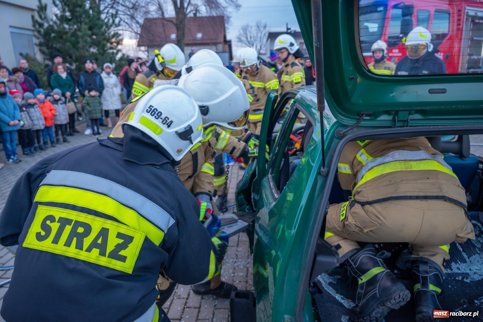 Zdjęcie w galerii na portalu naszraciborz.pl: W Zabełkowie Wielka Orkiestra Świątecznej Pomocy uczyła pomagania wiadomości z regionu