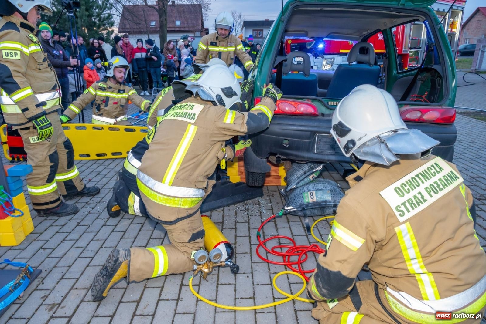 Zdjęcie w galerii na portalu naszraciborz.pl: W Zabełkowie Wielka Orkiestra Świątecznej Pomocy uczyła pomagania wiadomości z regionu