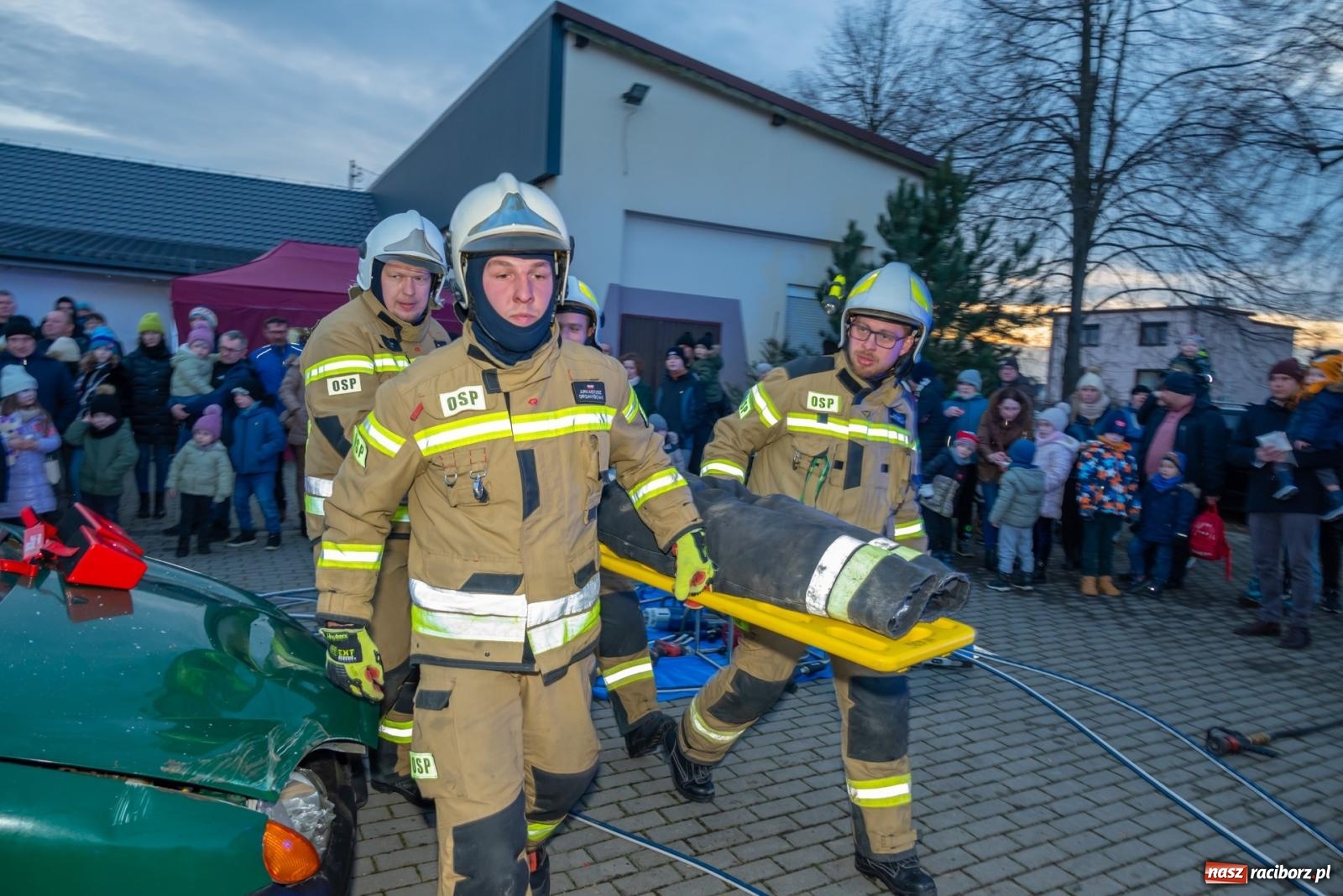 Zdjęcie w galerii na portalu naszraciborz.pl: W Zabełkowie Wielka Orkiestra Świątecznej Pomocy uczyła pomagania wiadomości z regionu