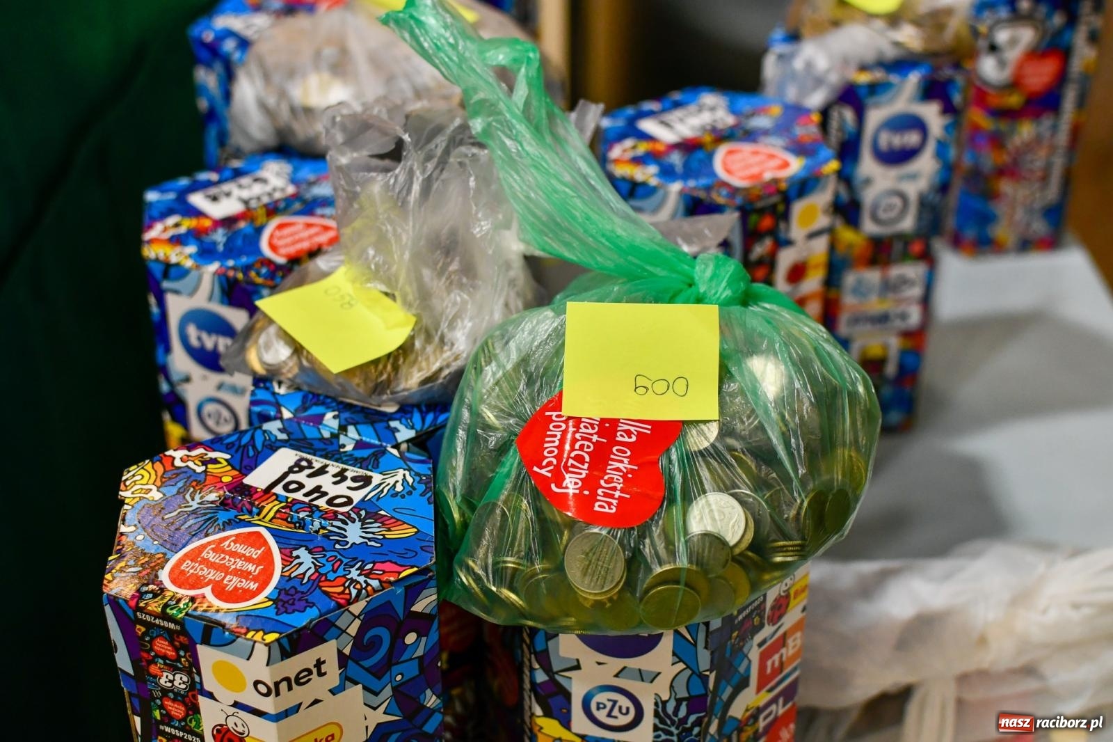 Zdjęcie w galerii na portalu naszraciborz.pl: Znów idziemy na rekord! WOŚP w Raciborzu zebrała już ponad 210 tys. zł [FOTO i WIDEO] wiadomości z regionu