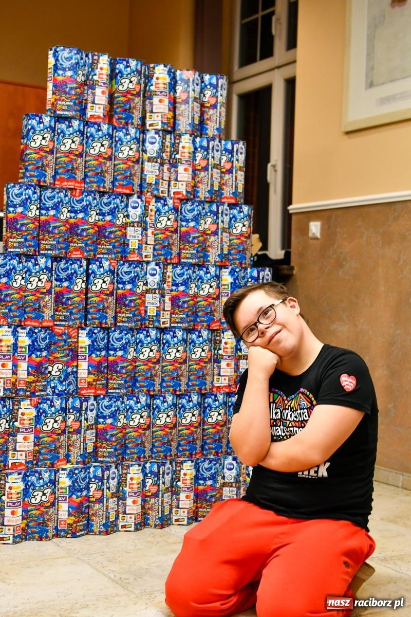 Zdjęcie w galerii na portalu naszraciborz.pl: Znów idziemy na rekord! WOŚP w Raciborzu zebrała już ponad 210 tys. zł [FOTO i WIDEO] wiadomości z regionu